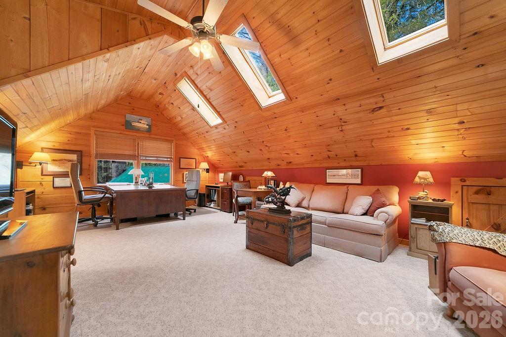 380 Cedar Lane — Brevard