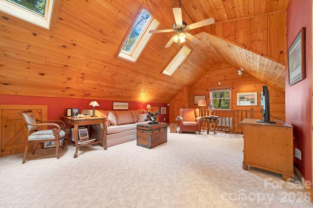 380 Cedar Lane — Brevard