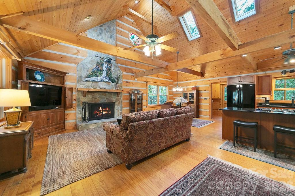 380 Cedar Lane — Brevard