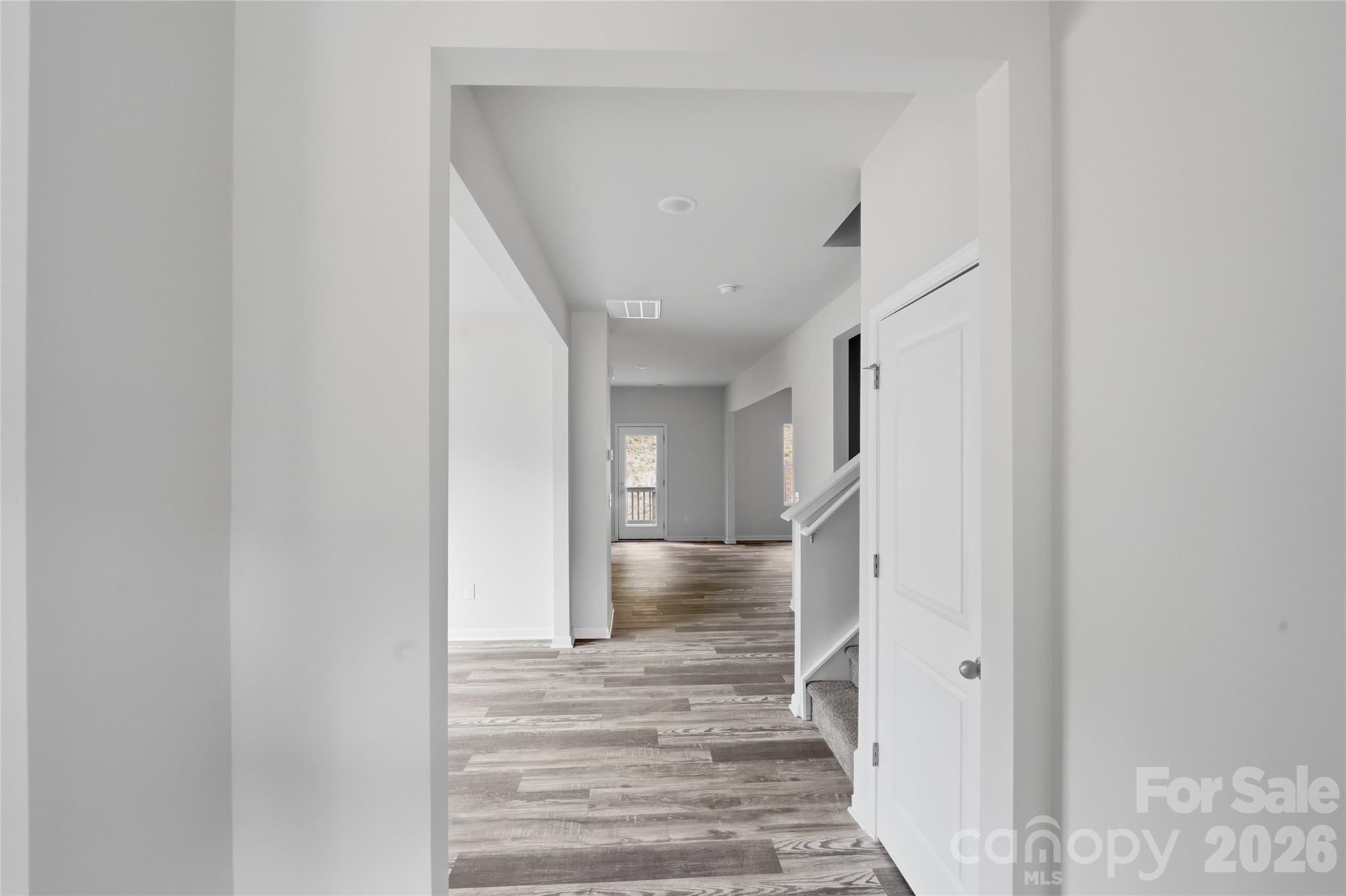 5145 Mark Drive NE — Hickory