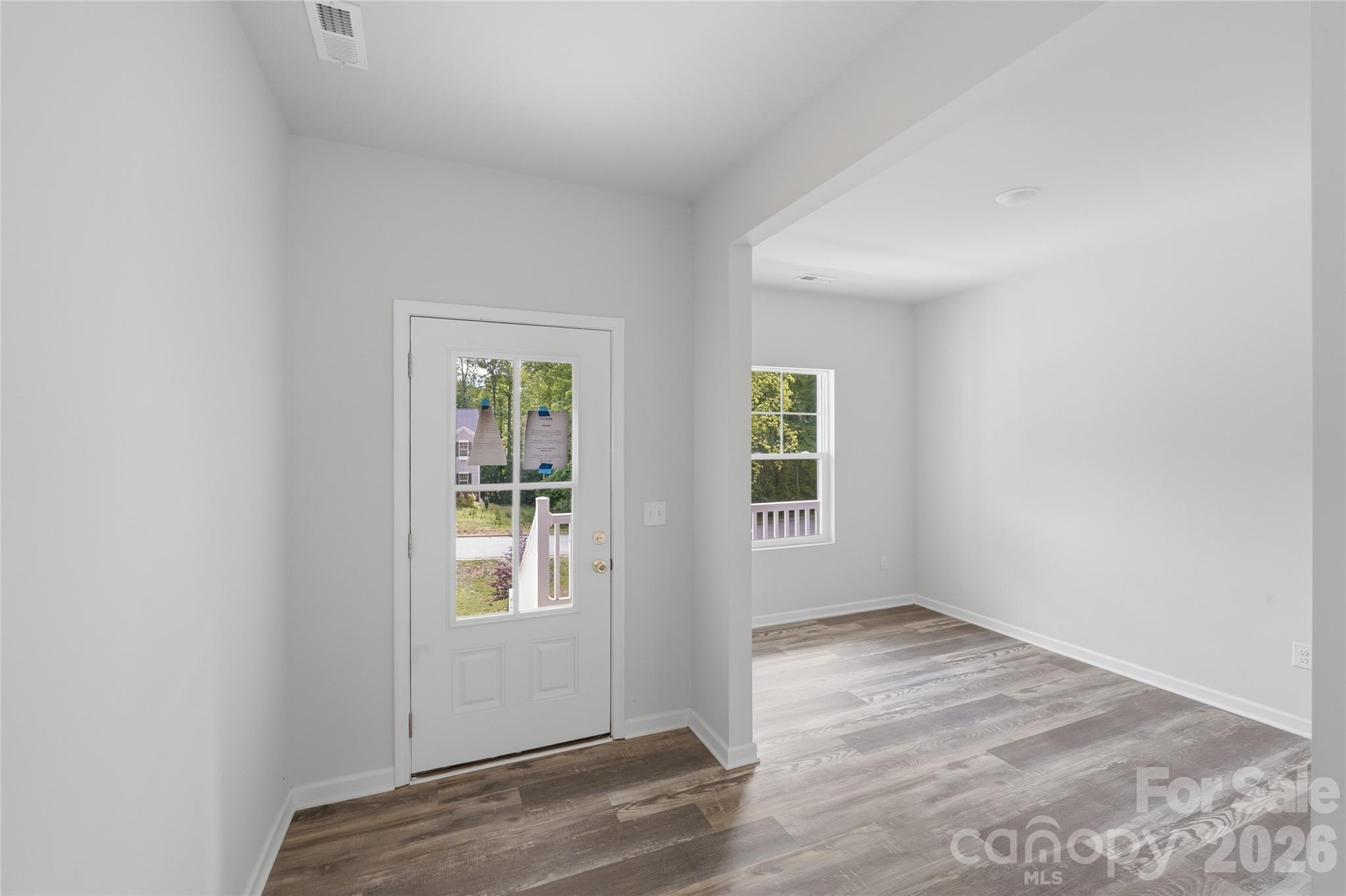 5145 Mark Drive NE — Hickory