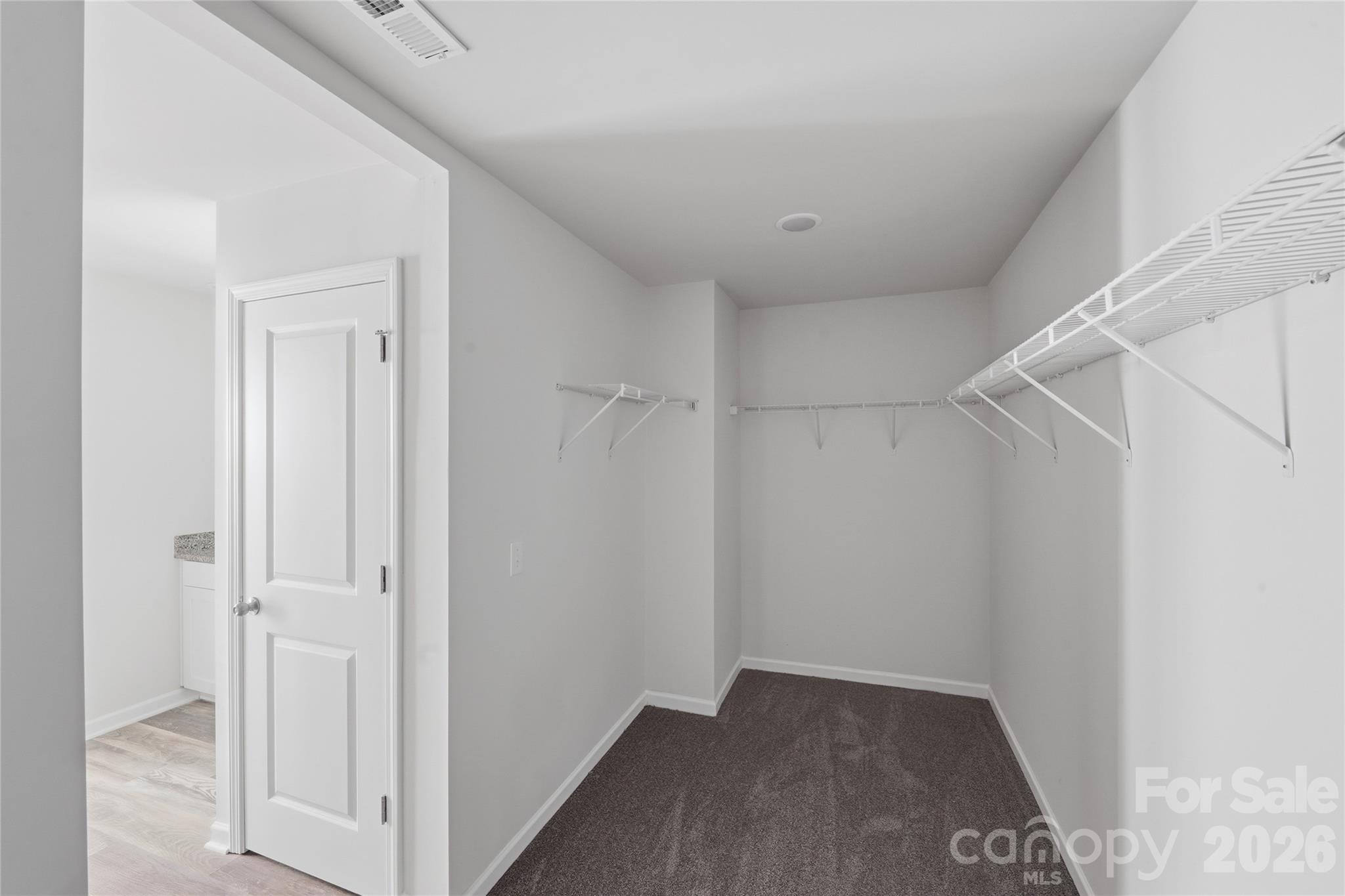 5145 Mark Drive NE — Hickory