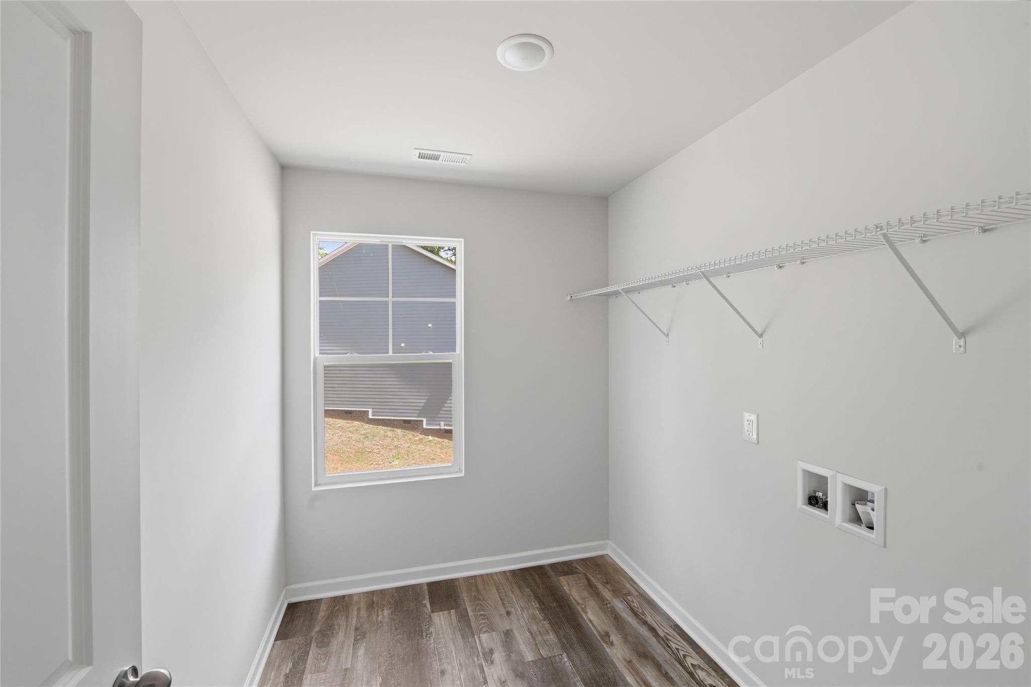 5145 Mark Drive NE — Hickory