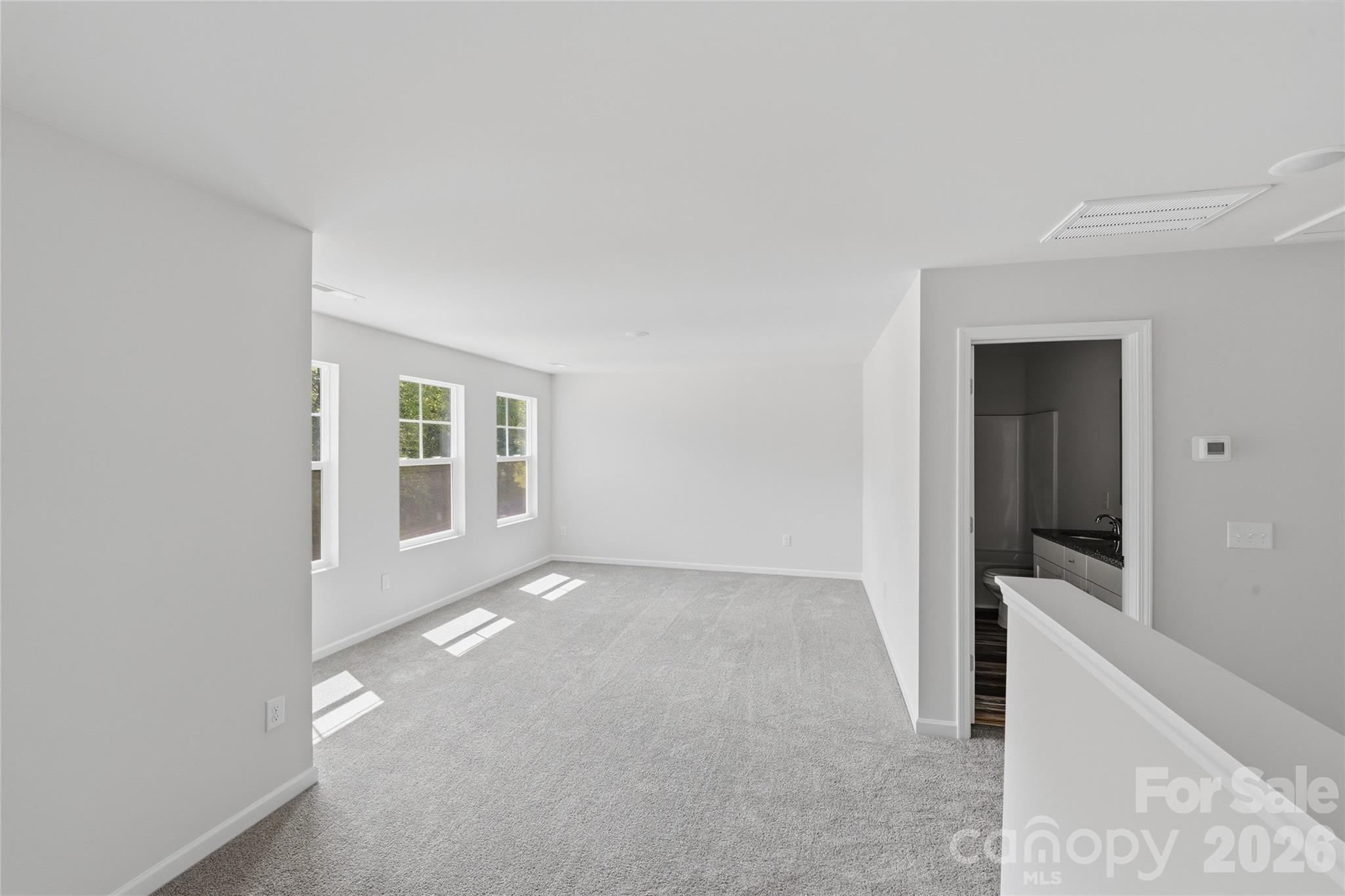5145 Mark Drive NE — Hickory