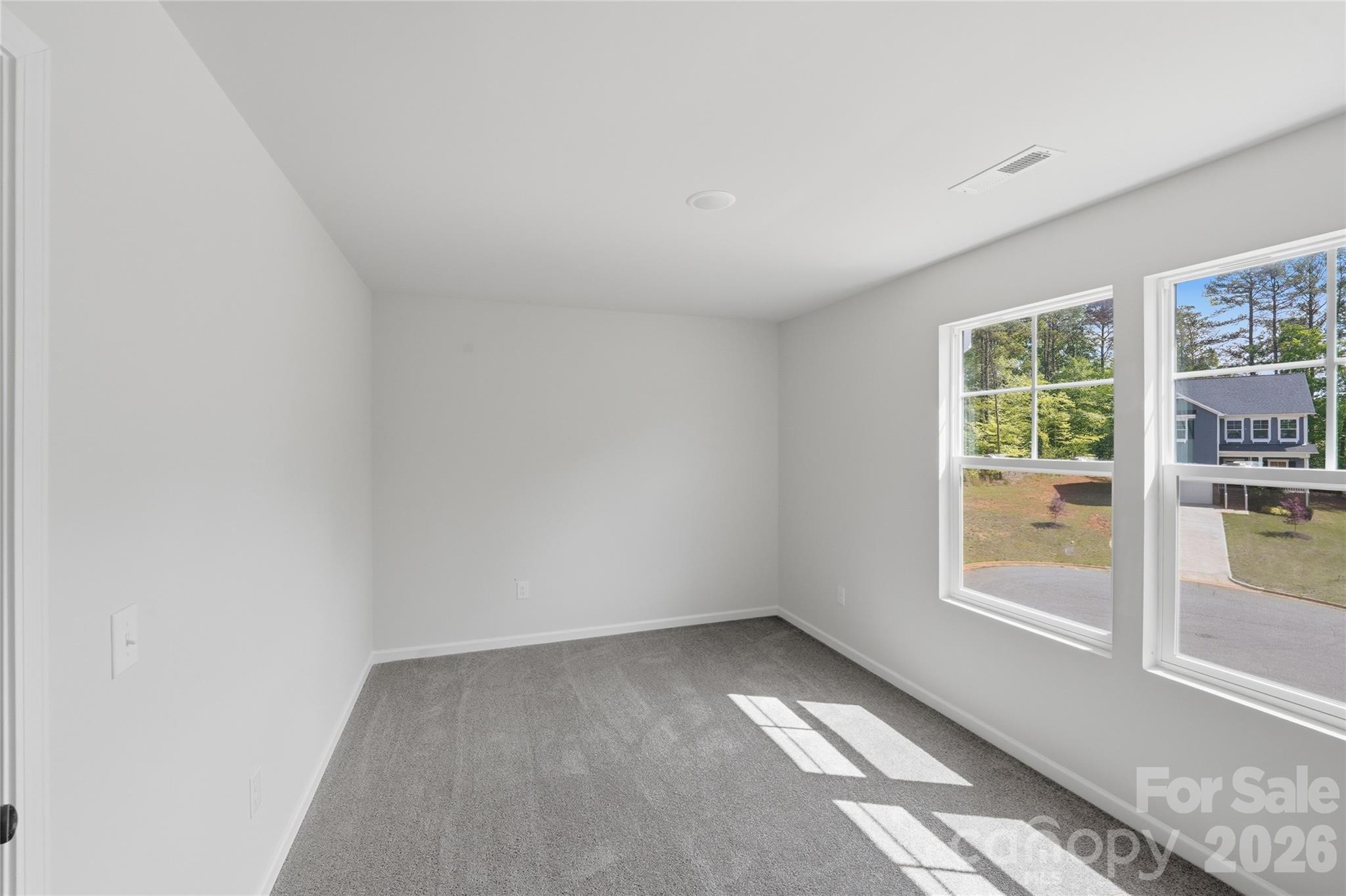 5145 Mark Drive NE — Hickory