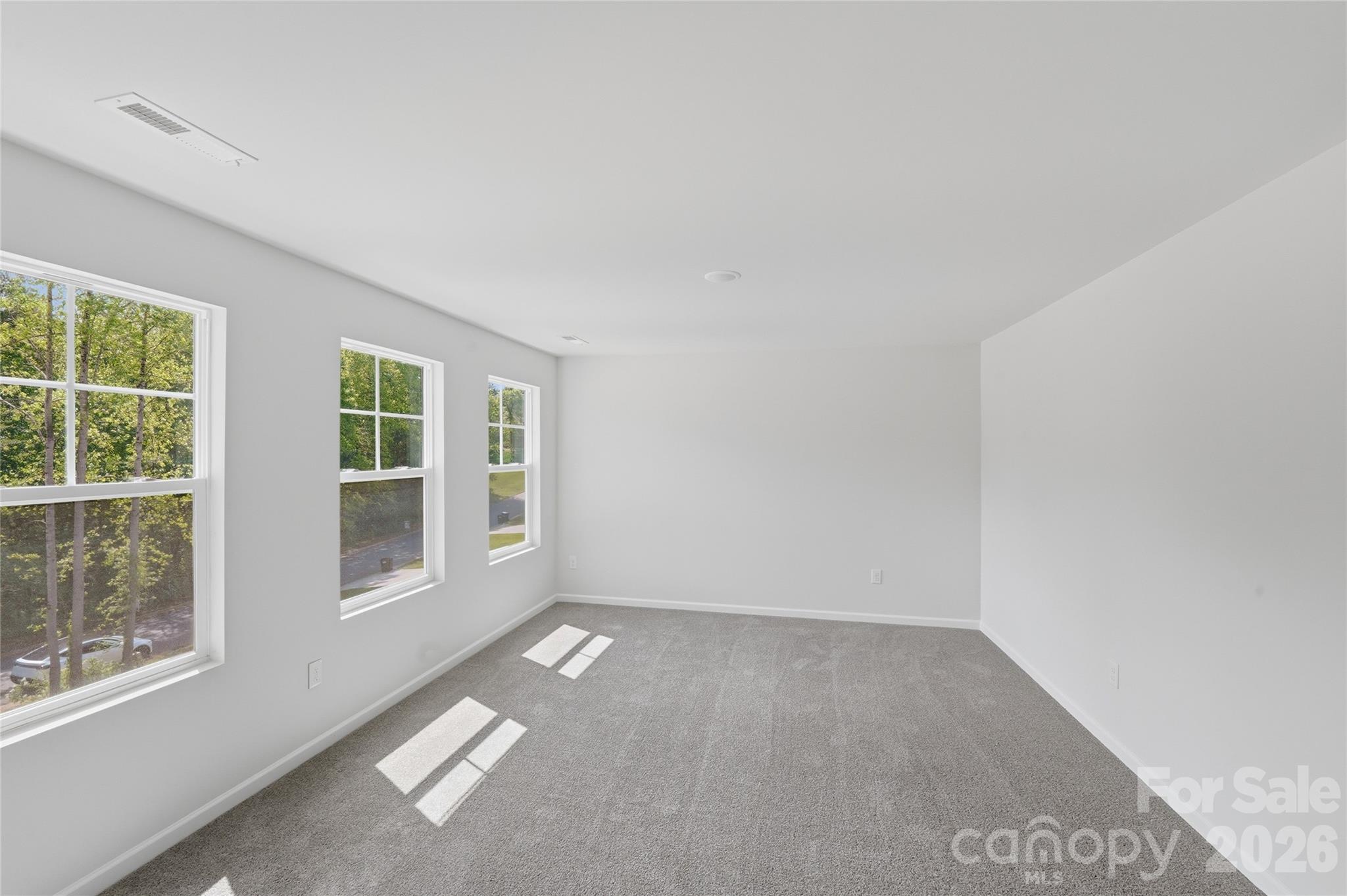 5145 Mark Drive NE — Hickory