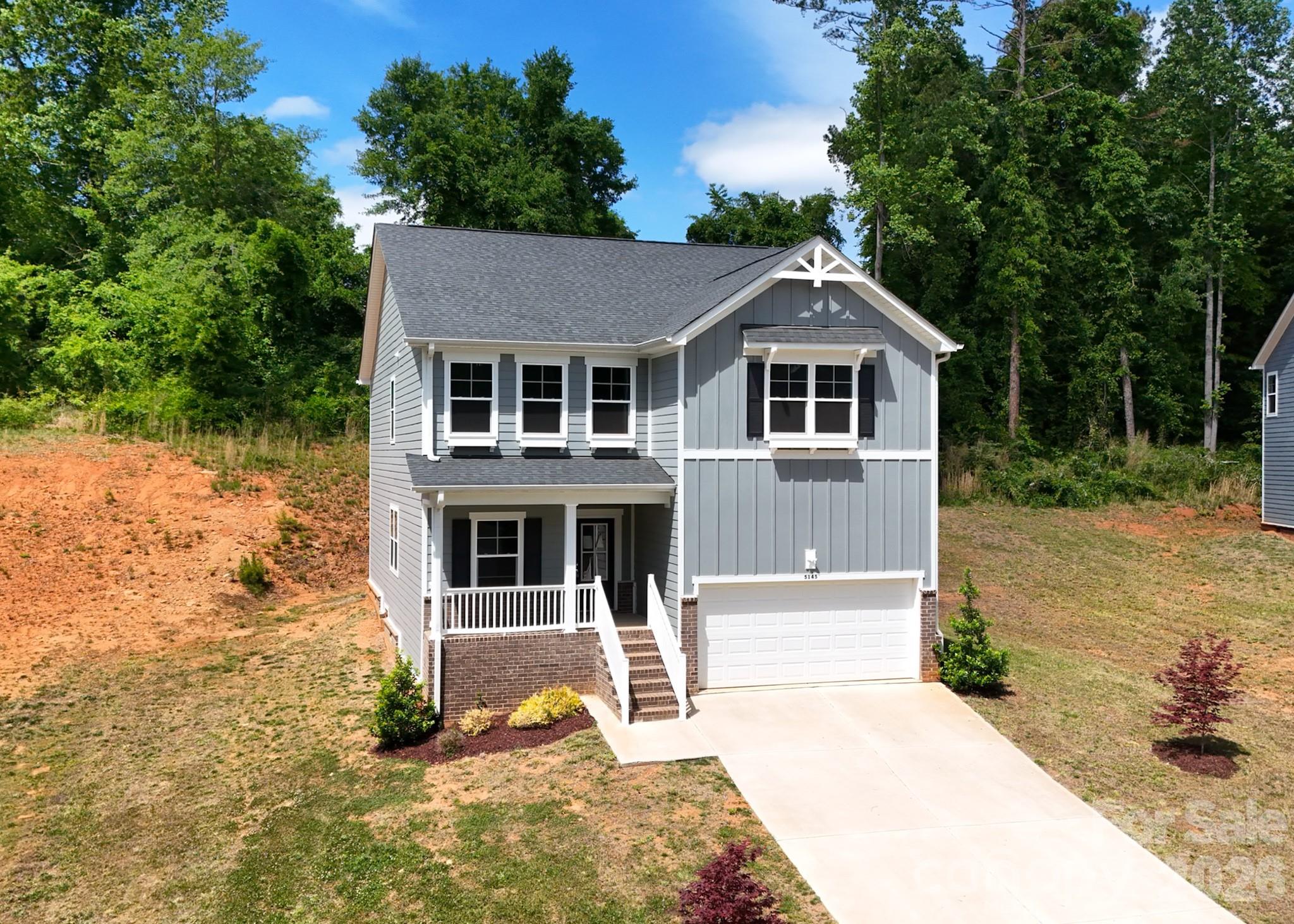 5145 Mark Drive NE — Hickory
