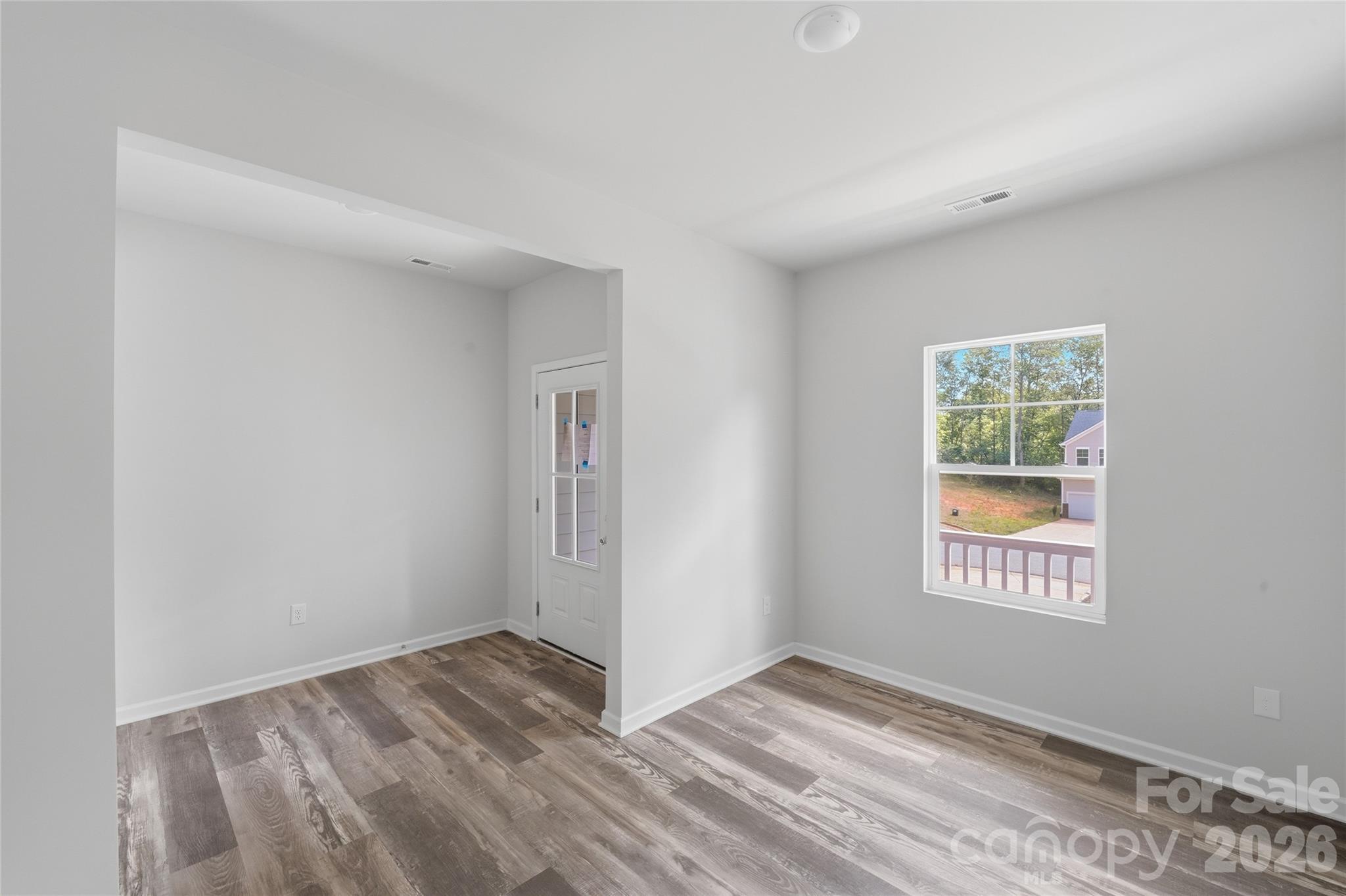 5145 Mark Drive NE — Hickory