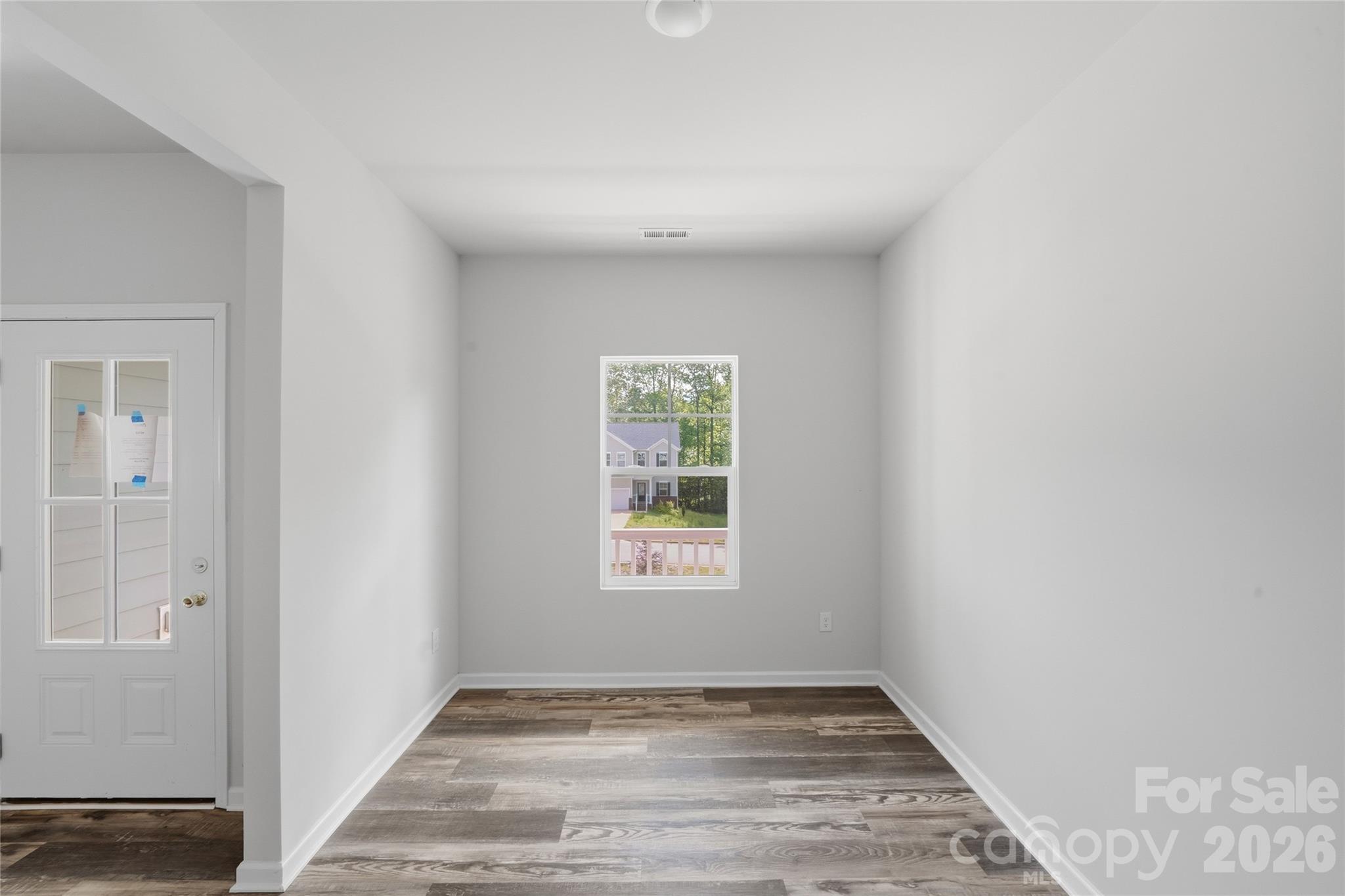 5145 Mark Drive NE — Hickory
