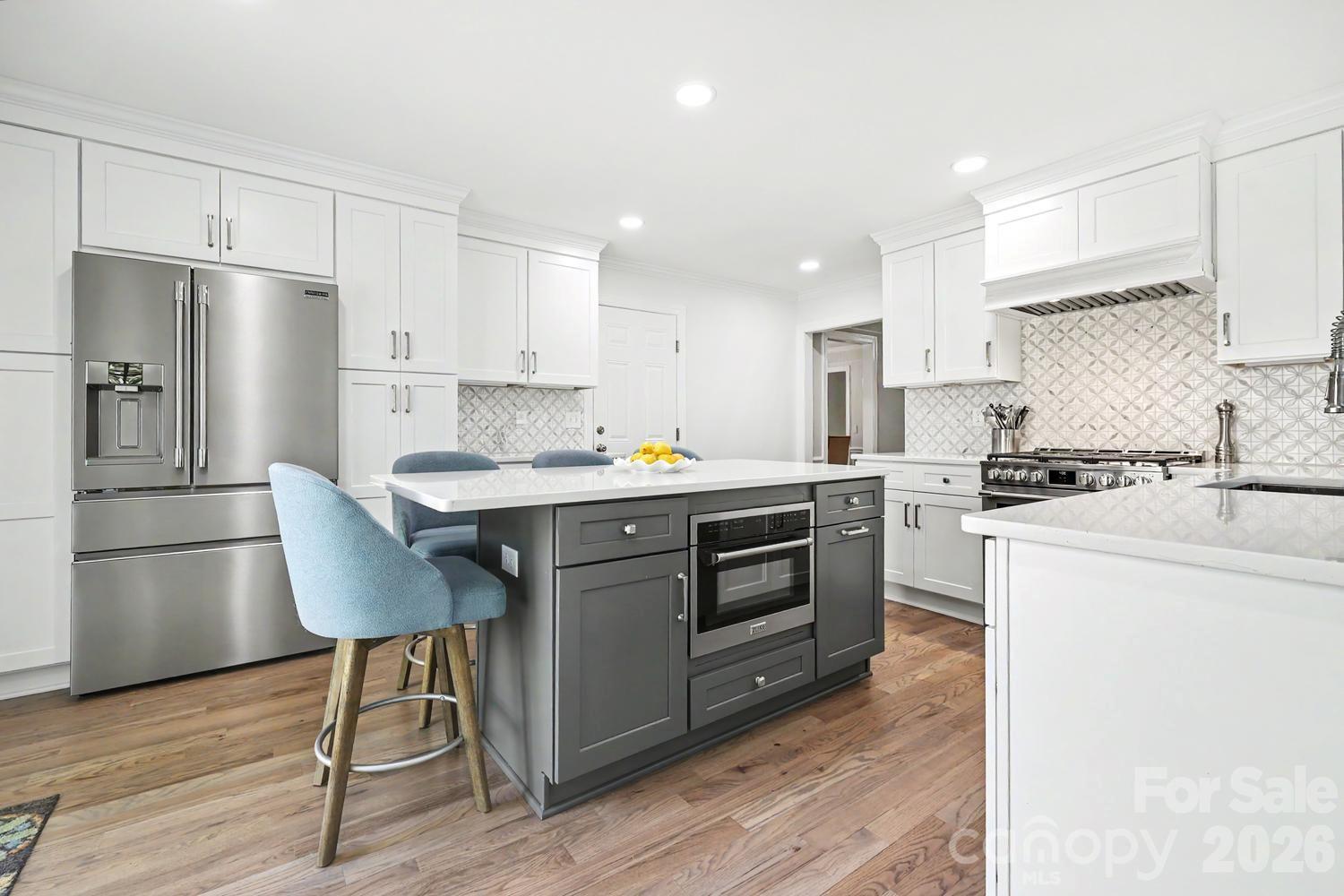 12227 Provincetowne Drive — Charlotte
