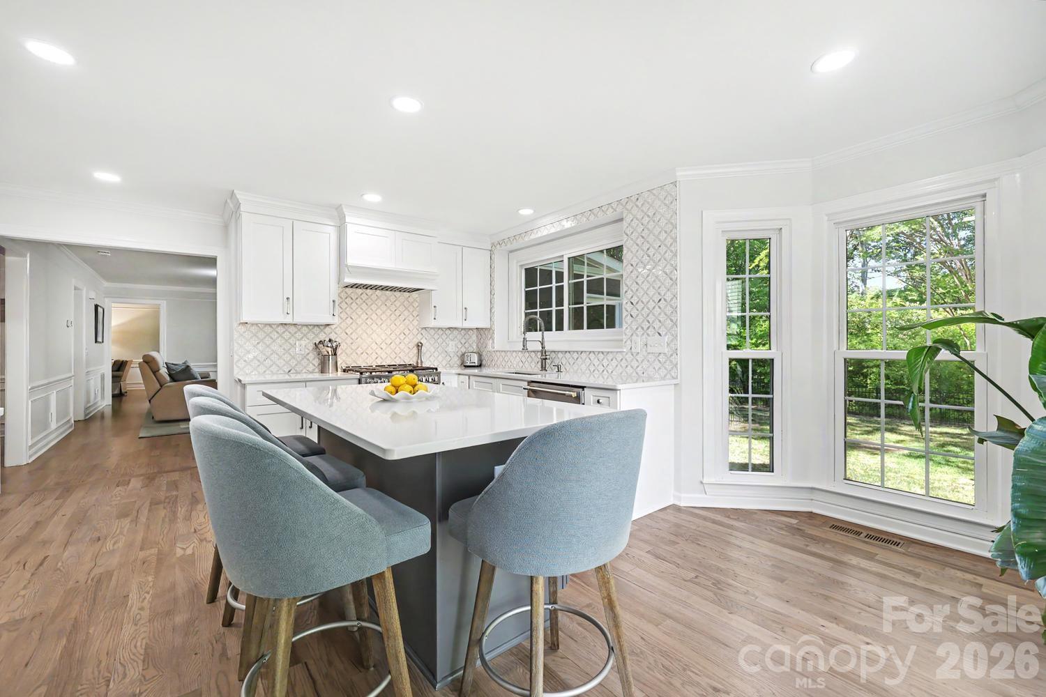 12227 Provincetowne Drive — Charlotte