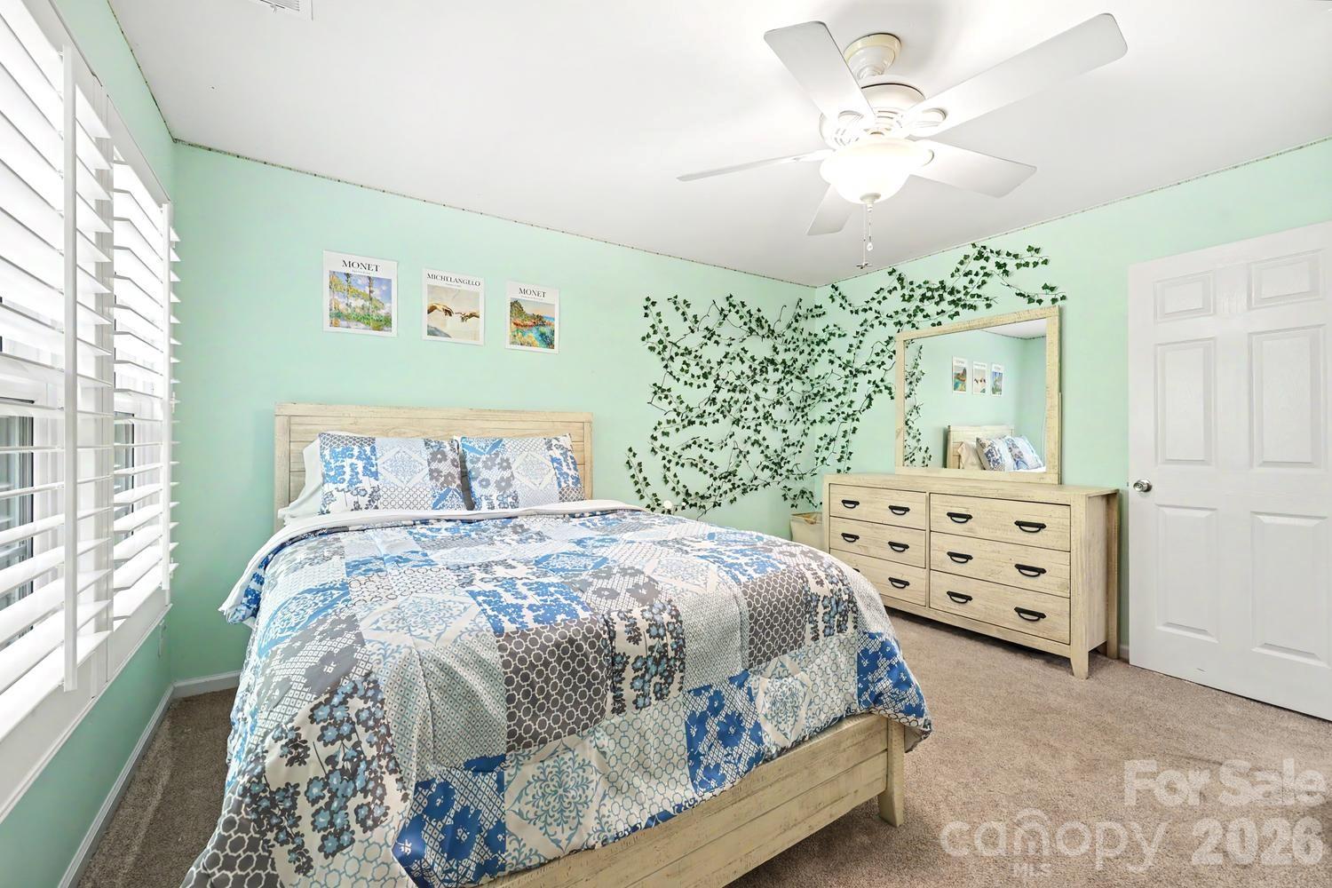 12227 Provincetowne Drive — Charlotte