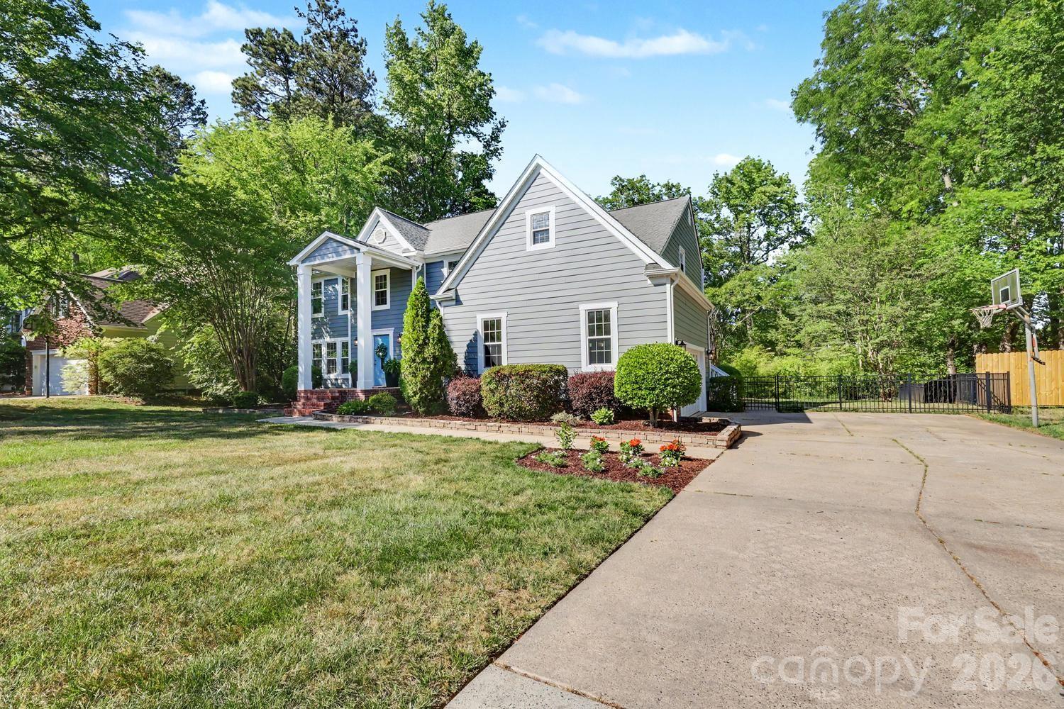 12227 Provincetowne Drive — Charlotte
