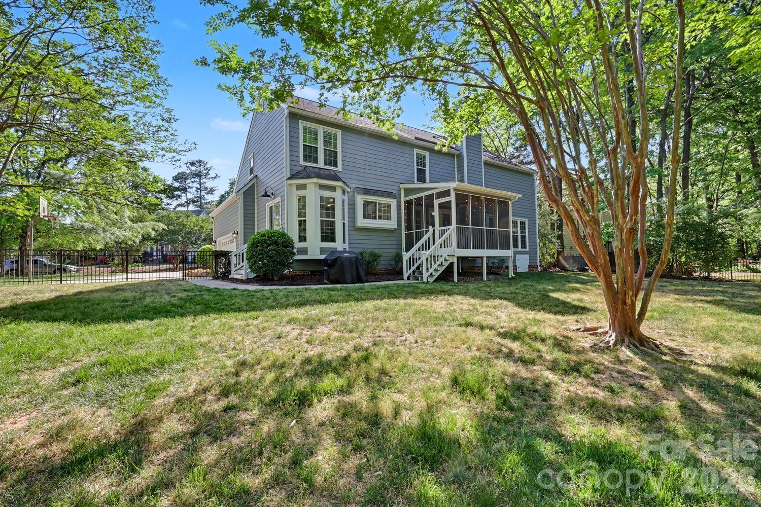 12227 Provincetowne Drive — Charlotte