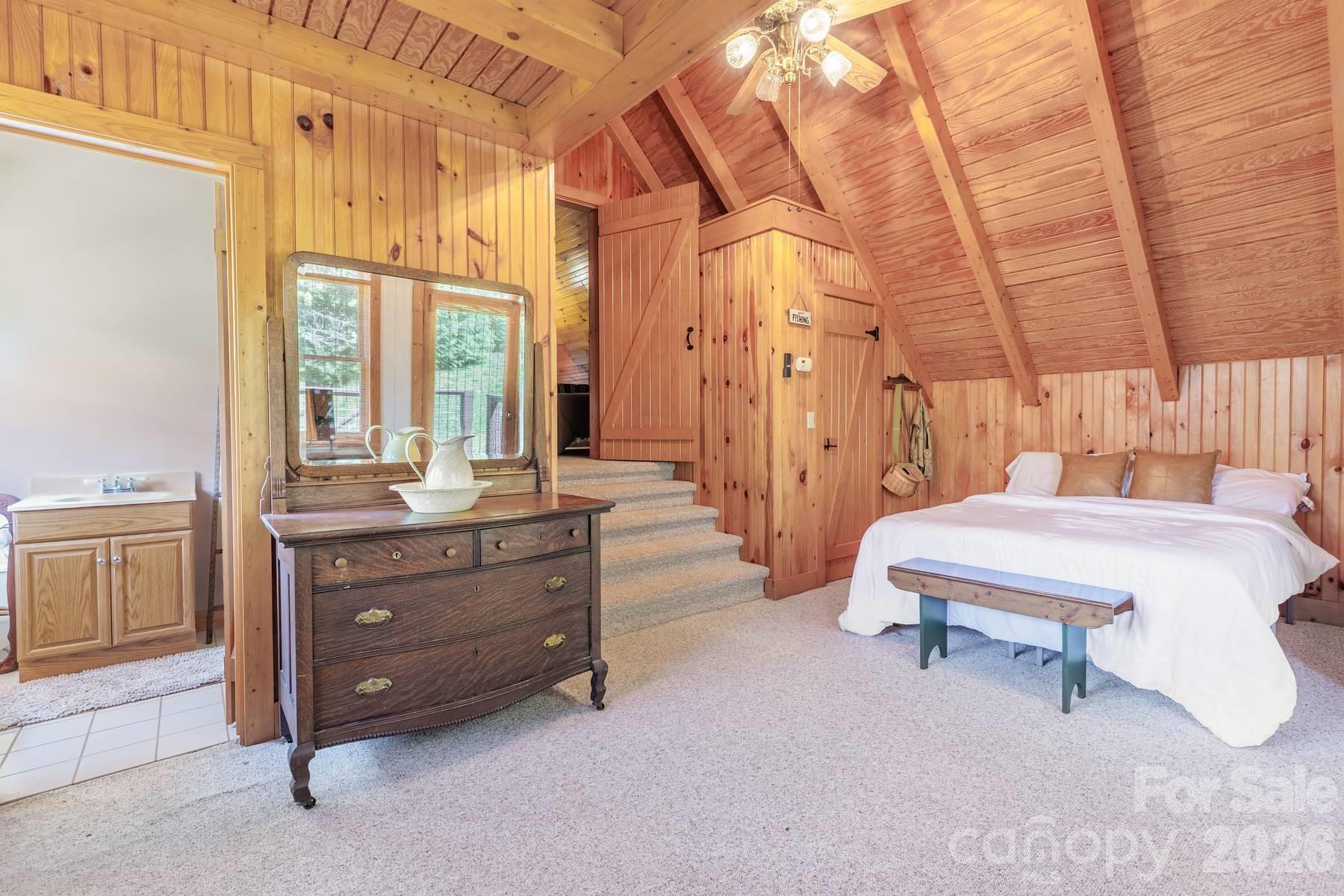 440 Huskey Road — Bryson City