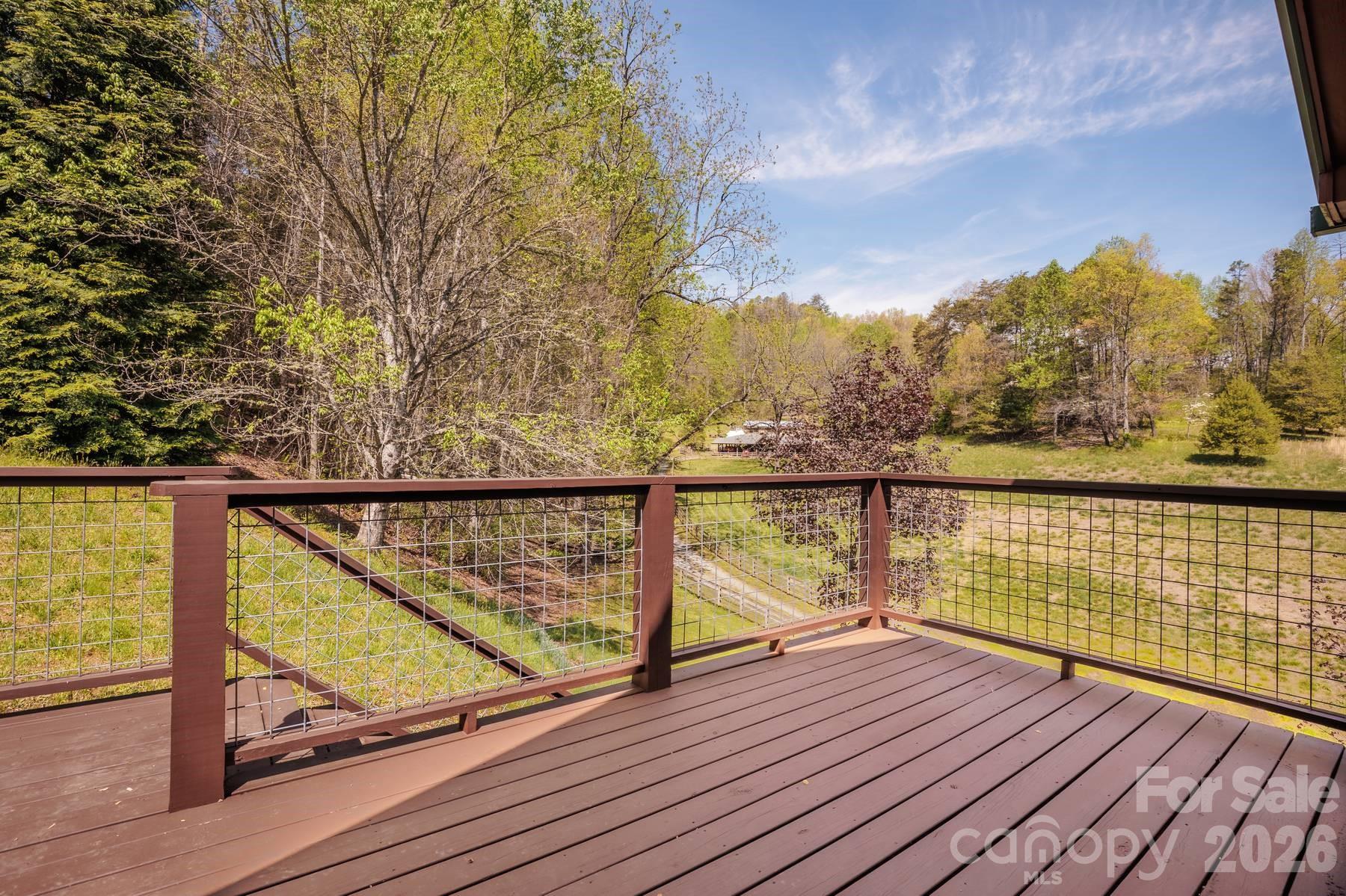 440 Huskey Road — Bryson City