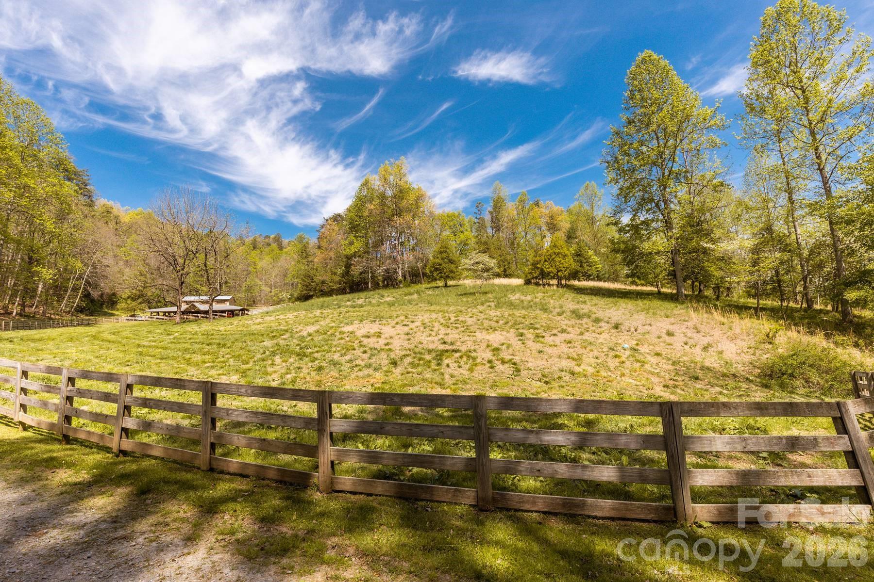 440 Huskey Road — Bryson City