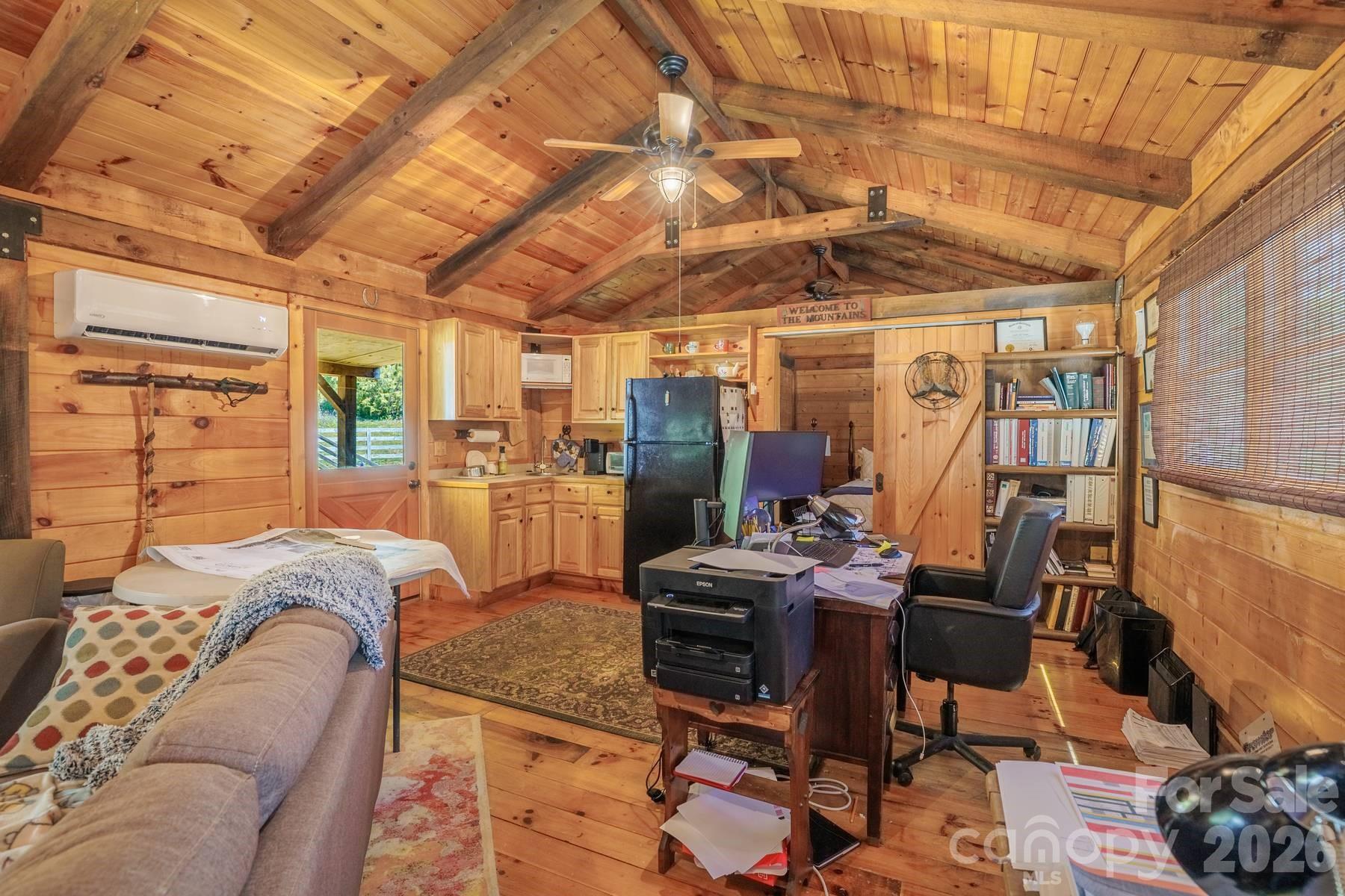 440 Huskey Road — Bryson City