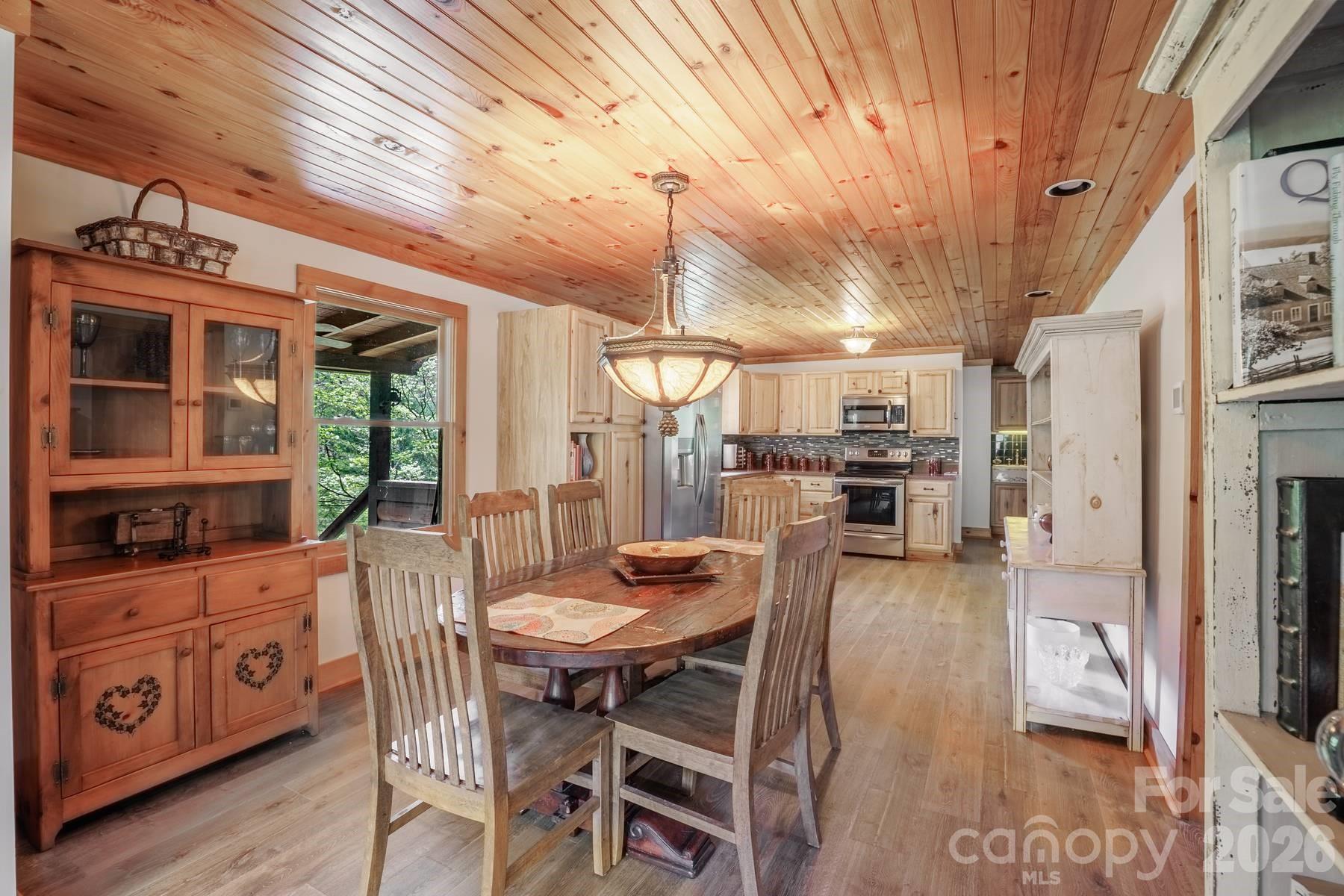 440 Huskey Road — Bryson City