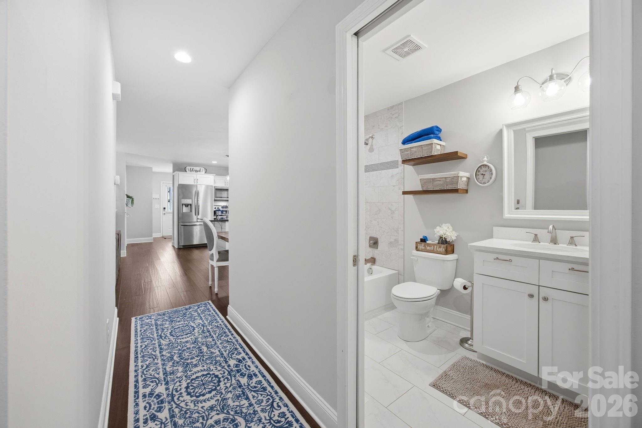 104 Sunset Drive — Rockwell