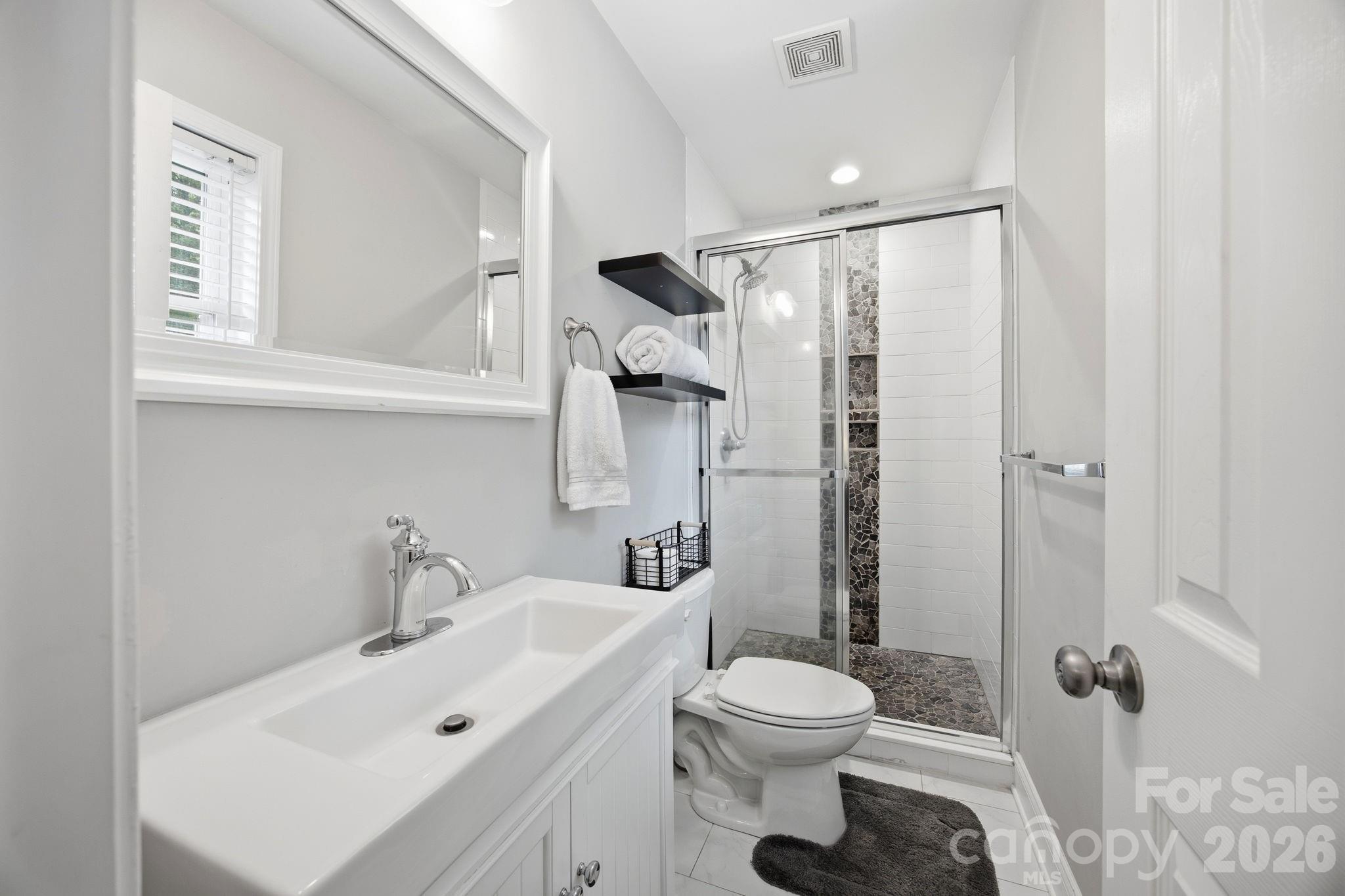 104 Sunset Drive — Rockwell