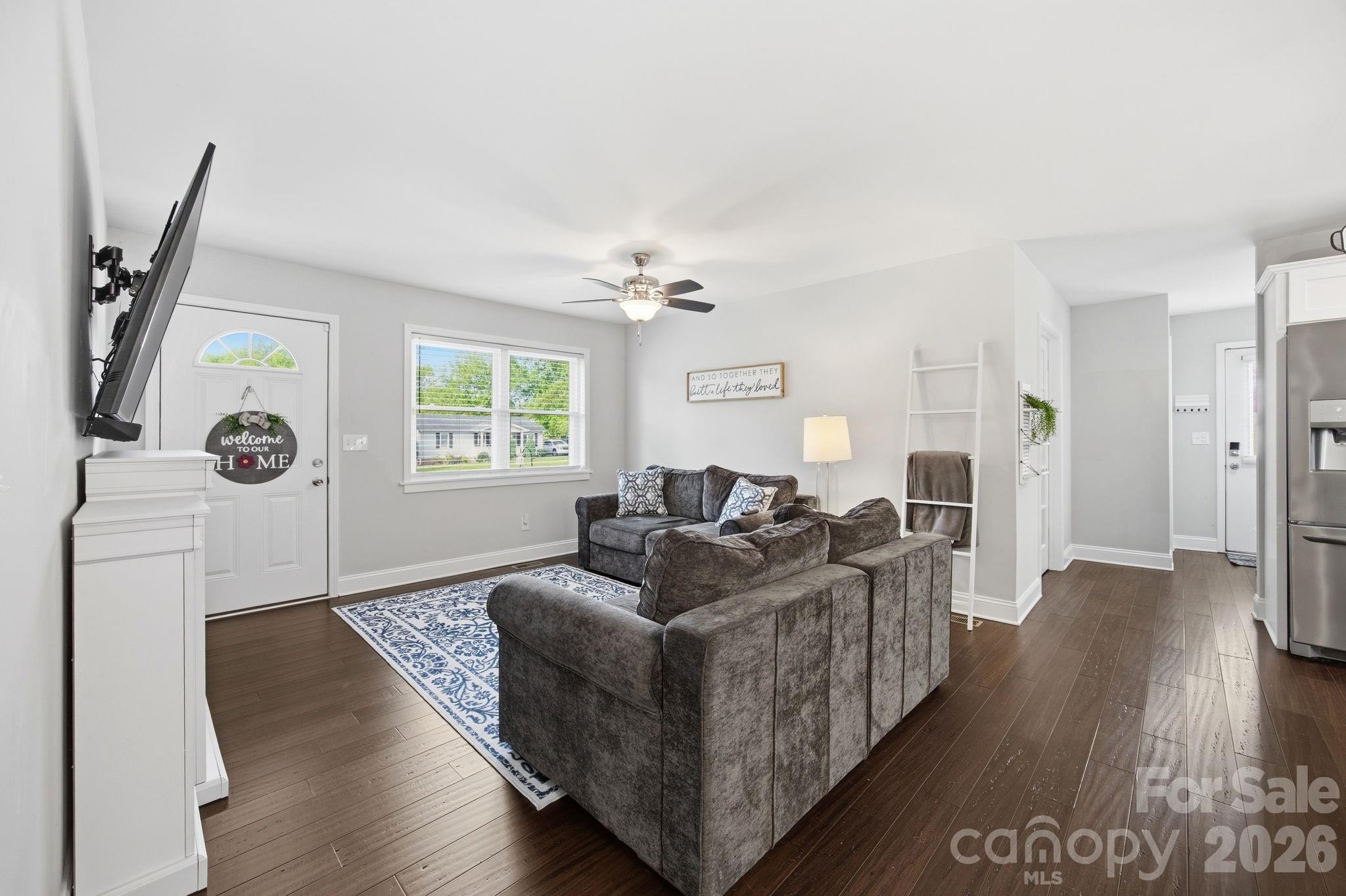 104 Sunset Drive — Rockwell