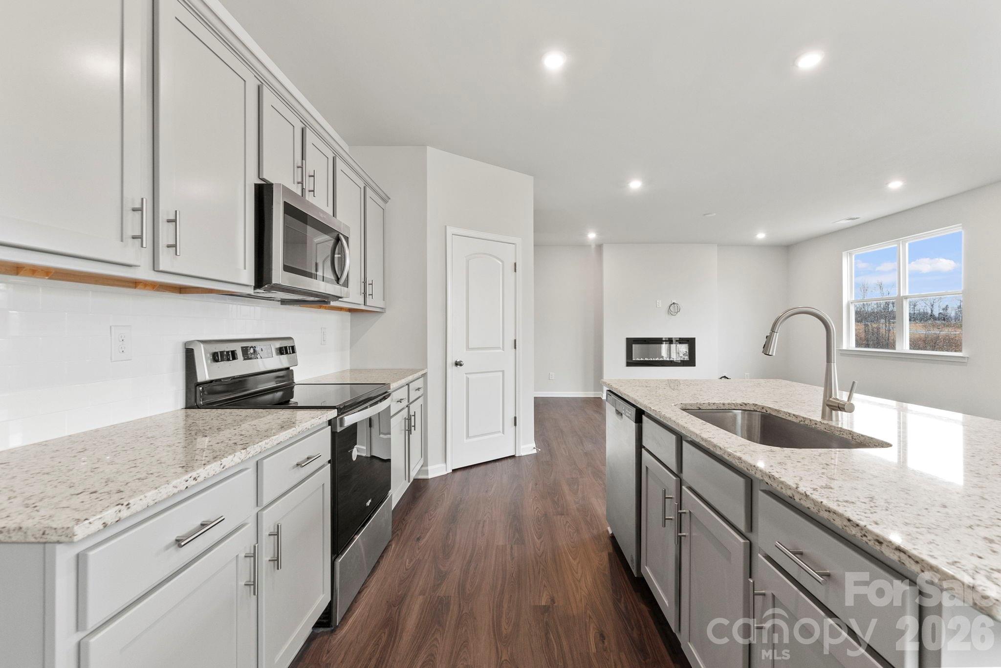 814 Olde England Drive — Lincolnton