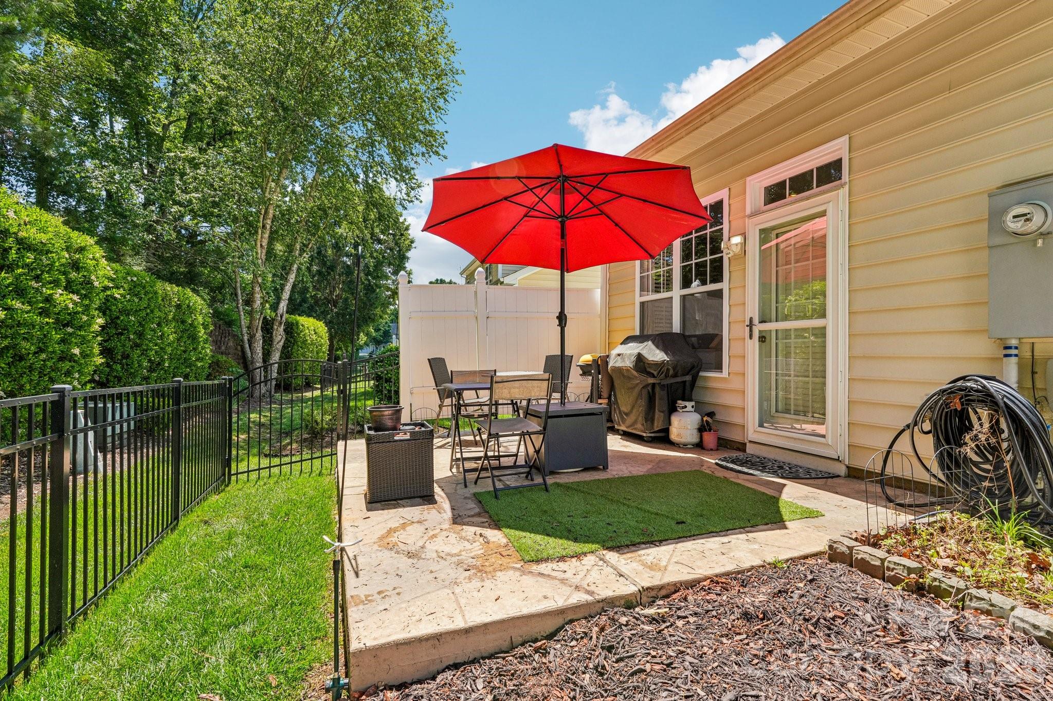2556 Chasewater Drive — Indian Land