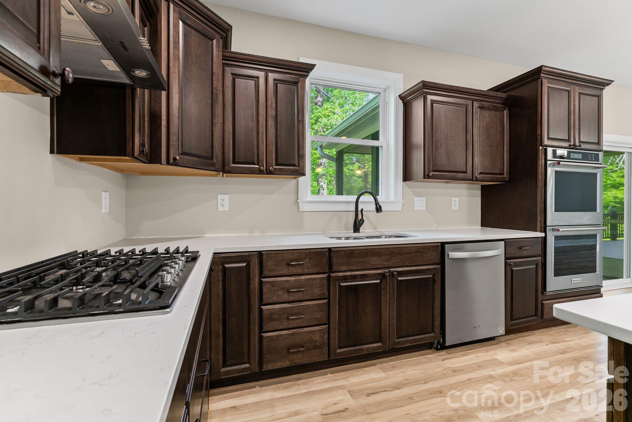 160 Tullyries Lane — Lewisville