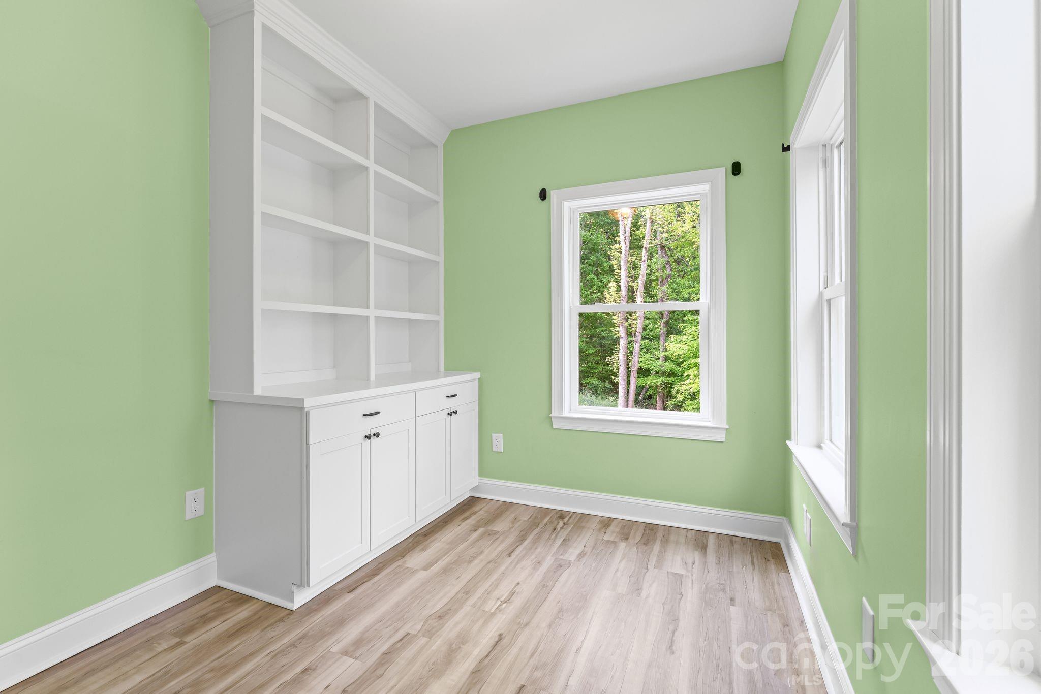 160 Tullyries Lane — Lewisville