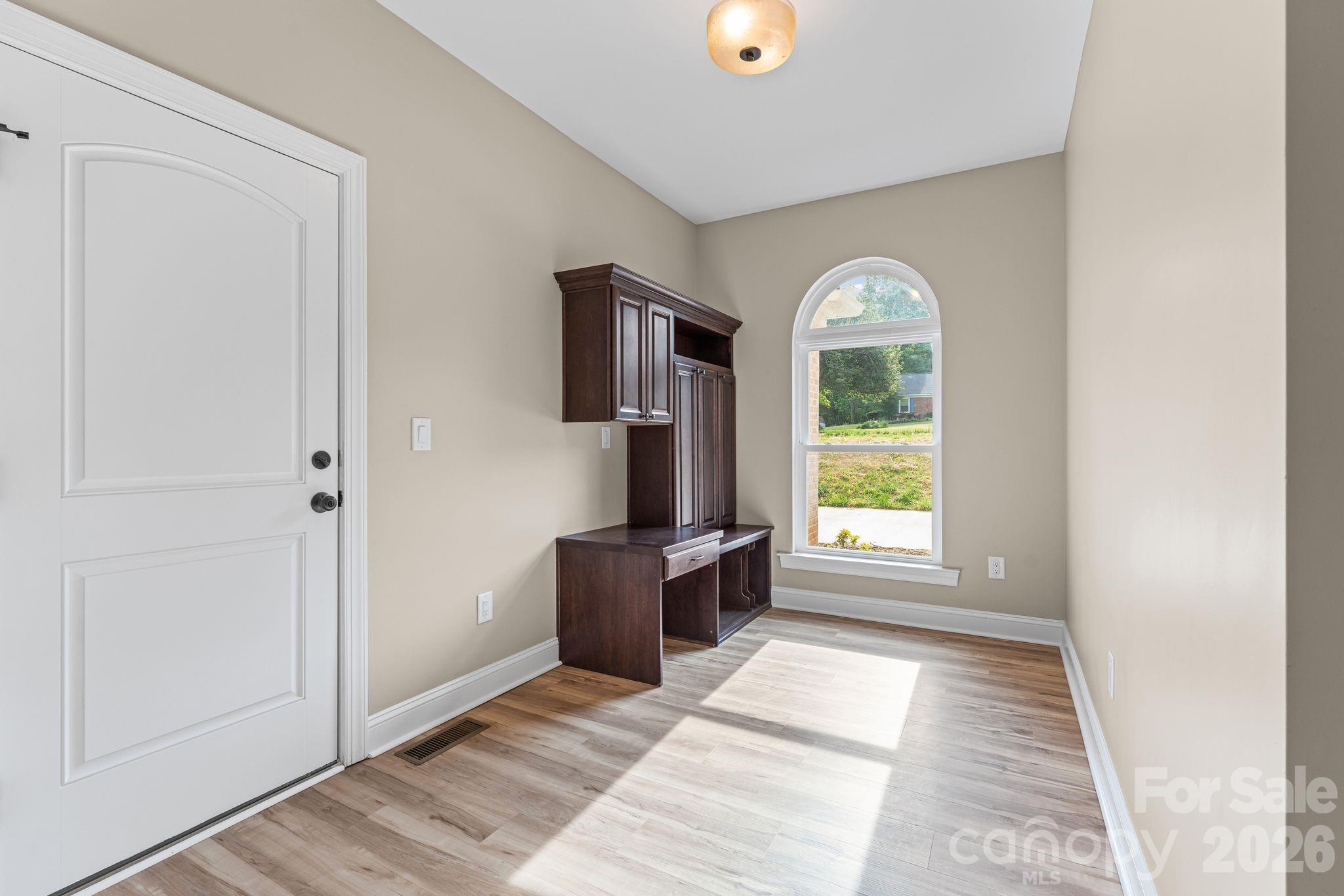 160 Tullyries Lane — Lewisville