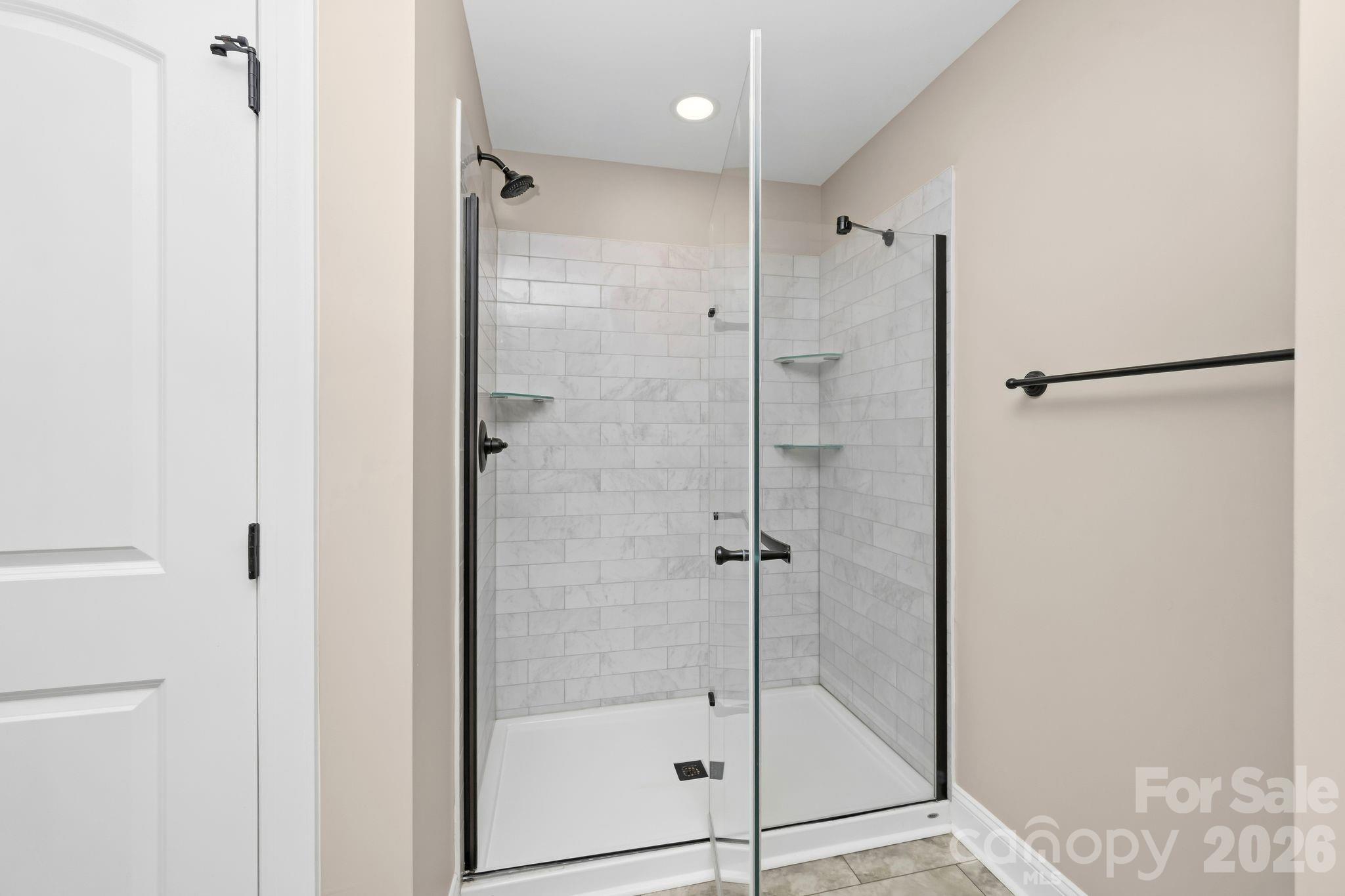 160 Tullyries Lane — Lewisville