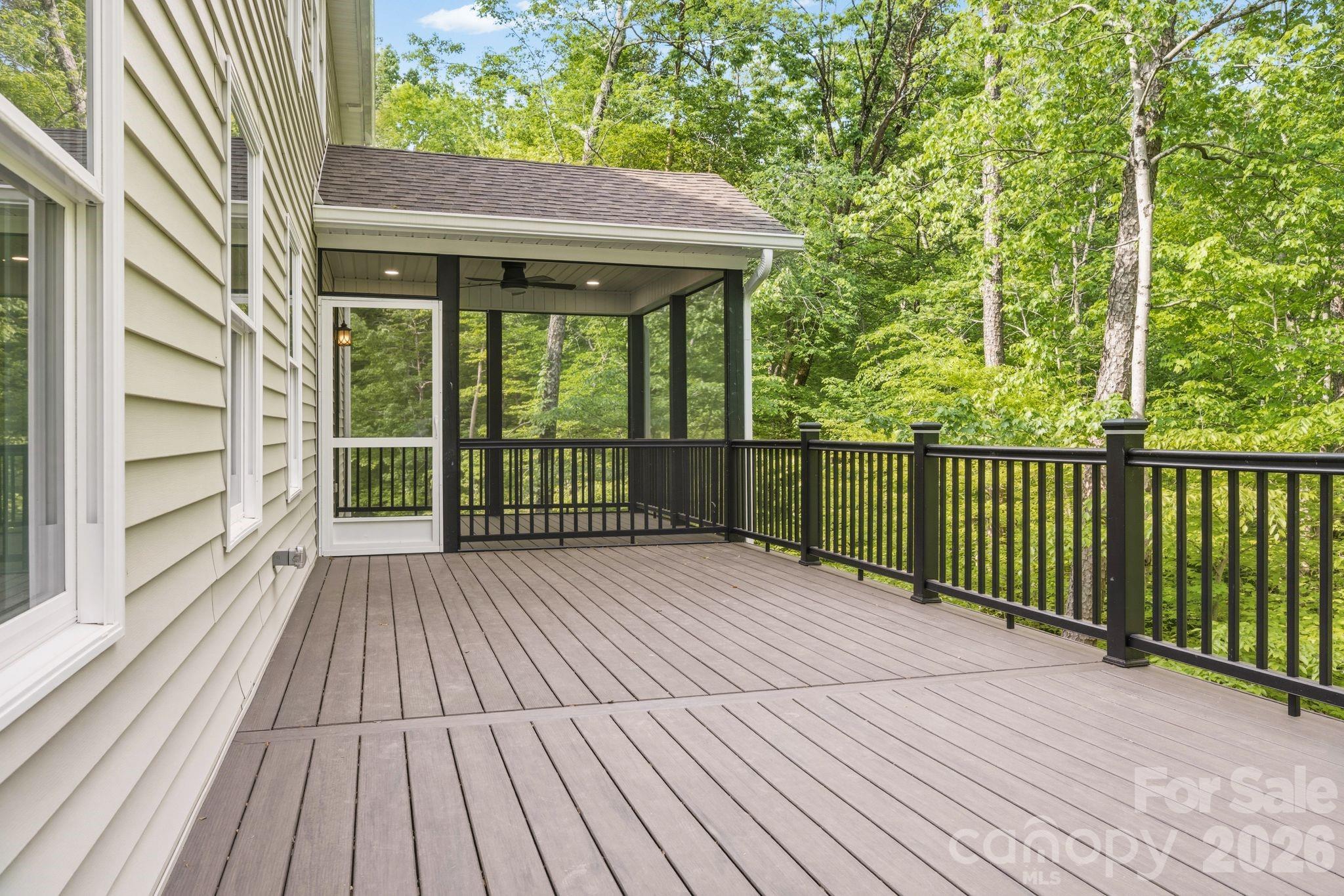 160 Tullyries Lane — Lewisville