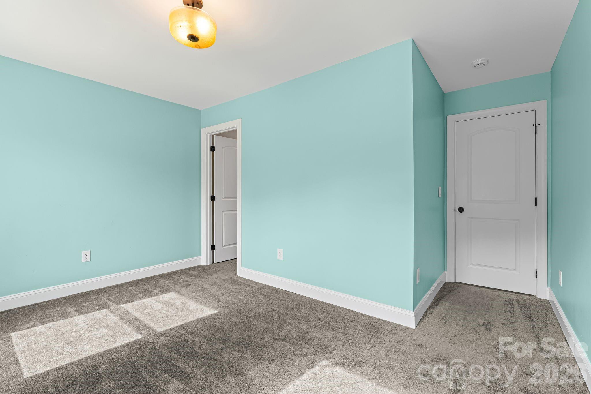 160 Tullyries Lane — Lewisville