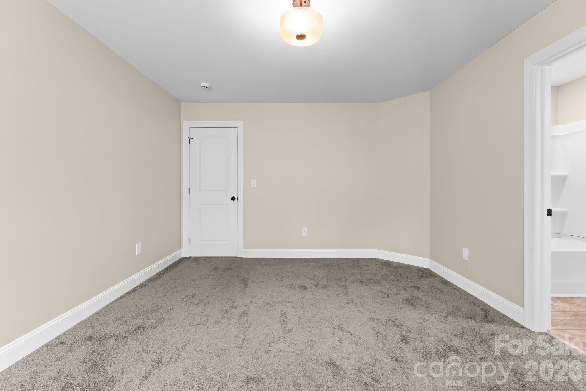 160 Tullyries Lane — Lewisville