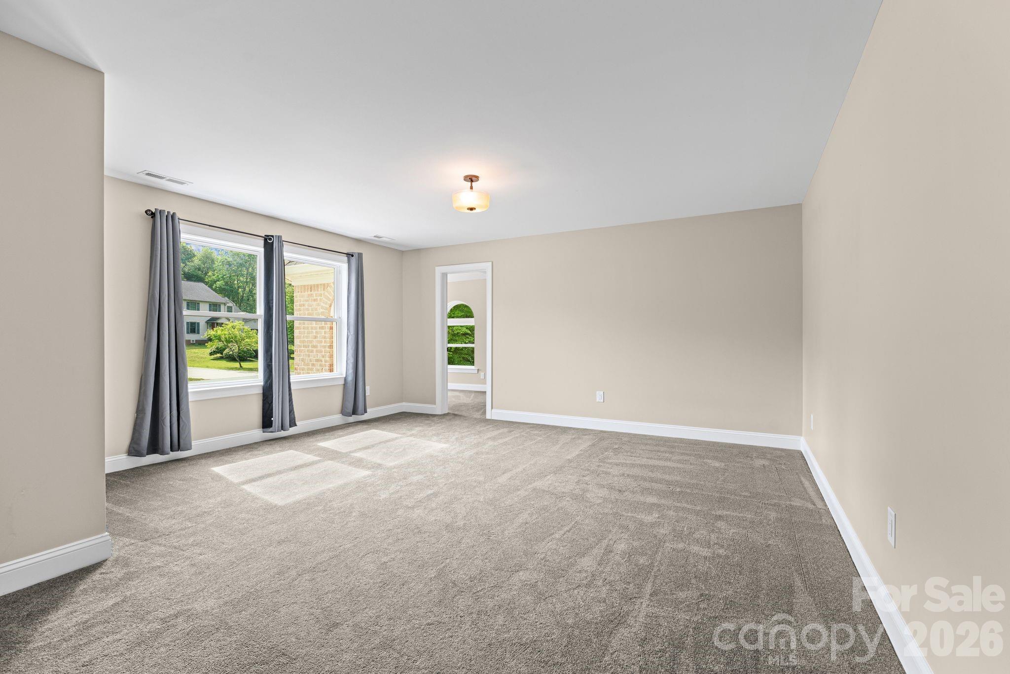 160 Tullyries Lane — Lewisville