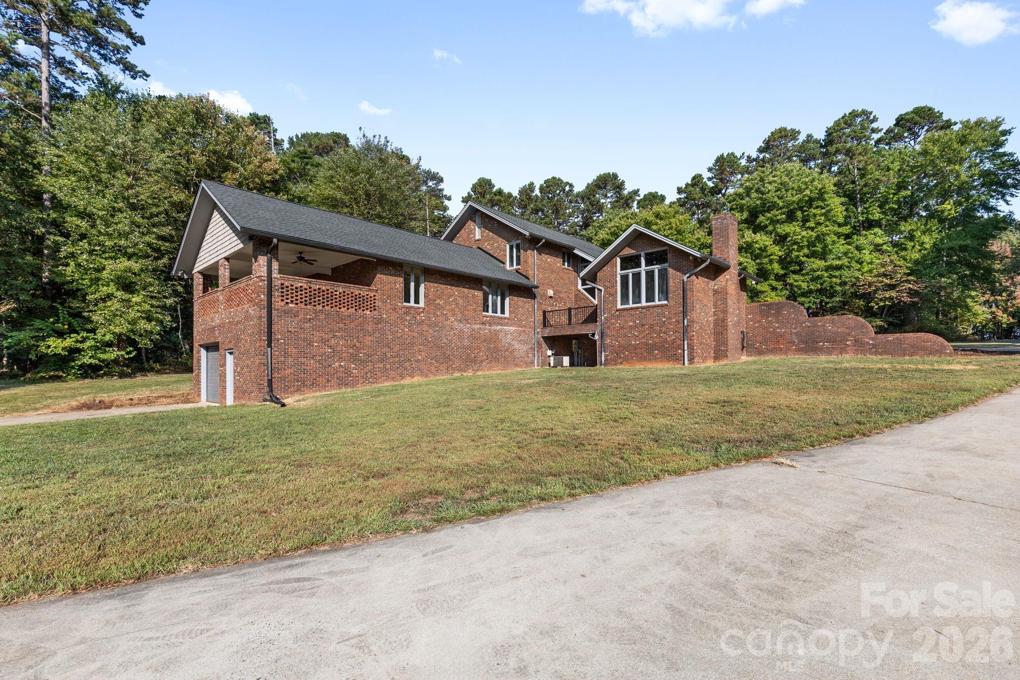 1653 Dudley Shoals Road — Granite Falls