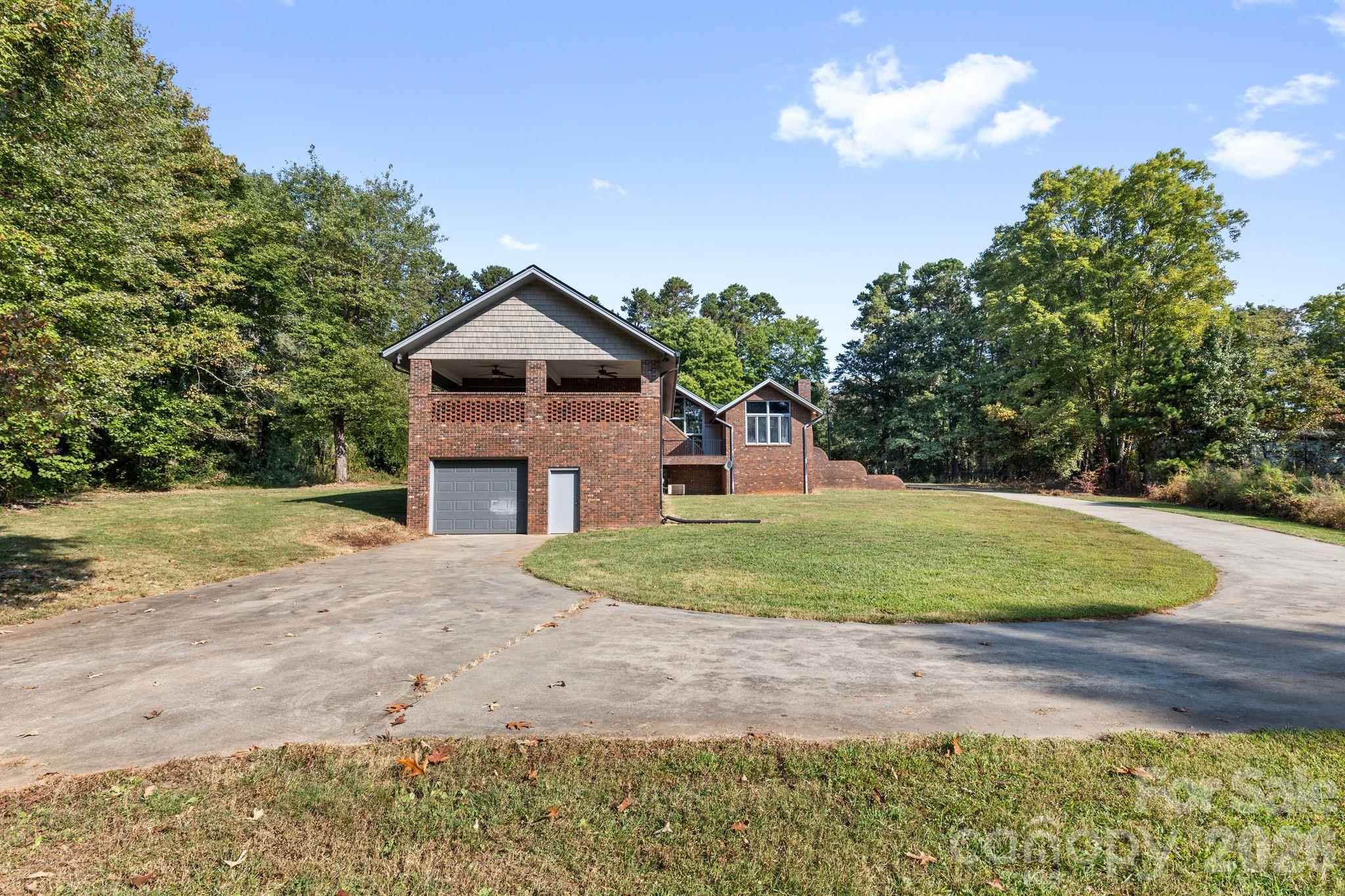 1653 Dudley Shoals Road — Granite Falls