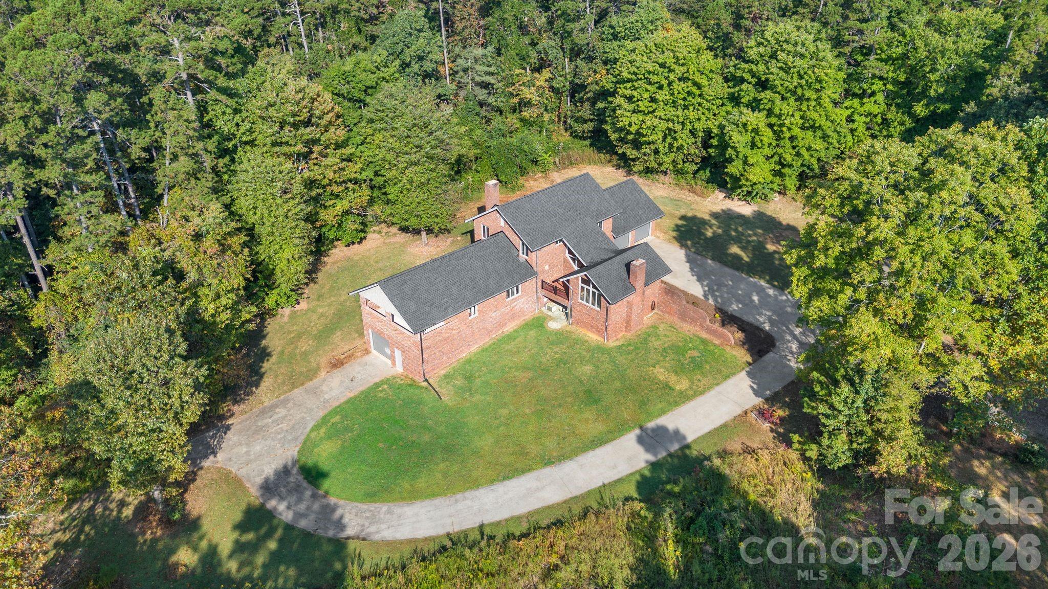 1653 Dudley Shoals Road — Granite Falls