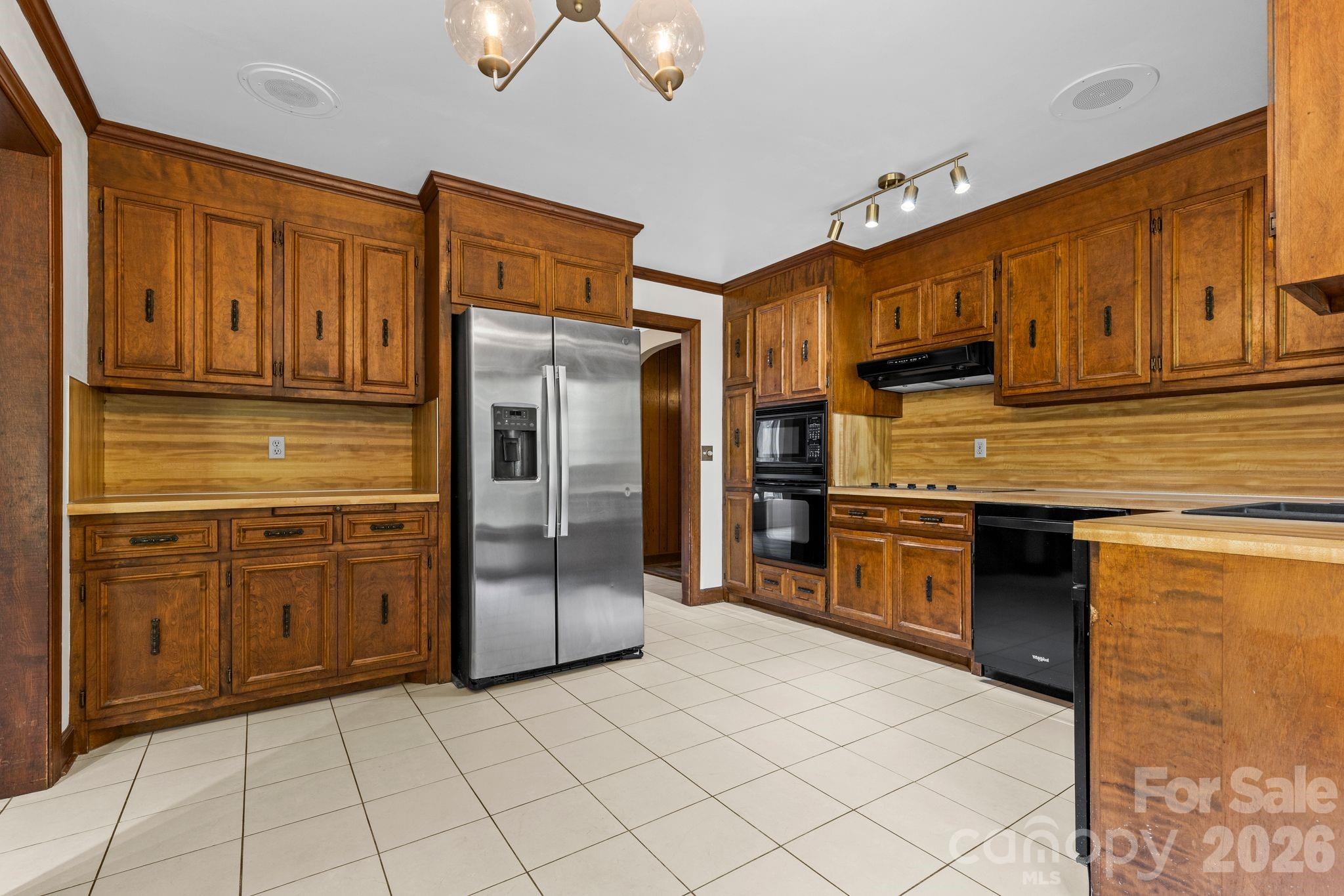 1653 Dudley Shoals Road — Granite Falls