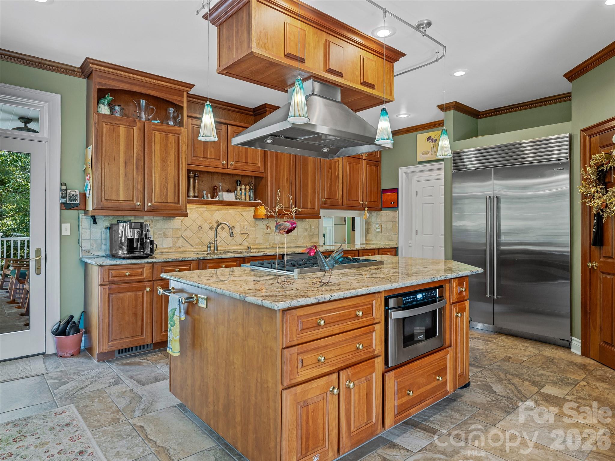 212 S Plains Drive — Asheville