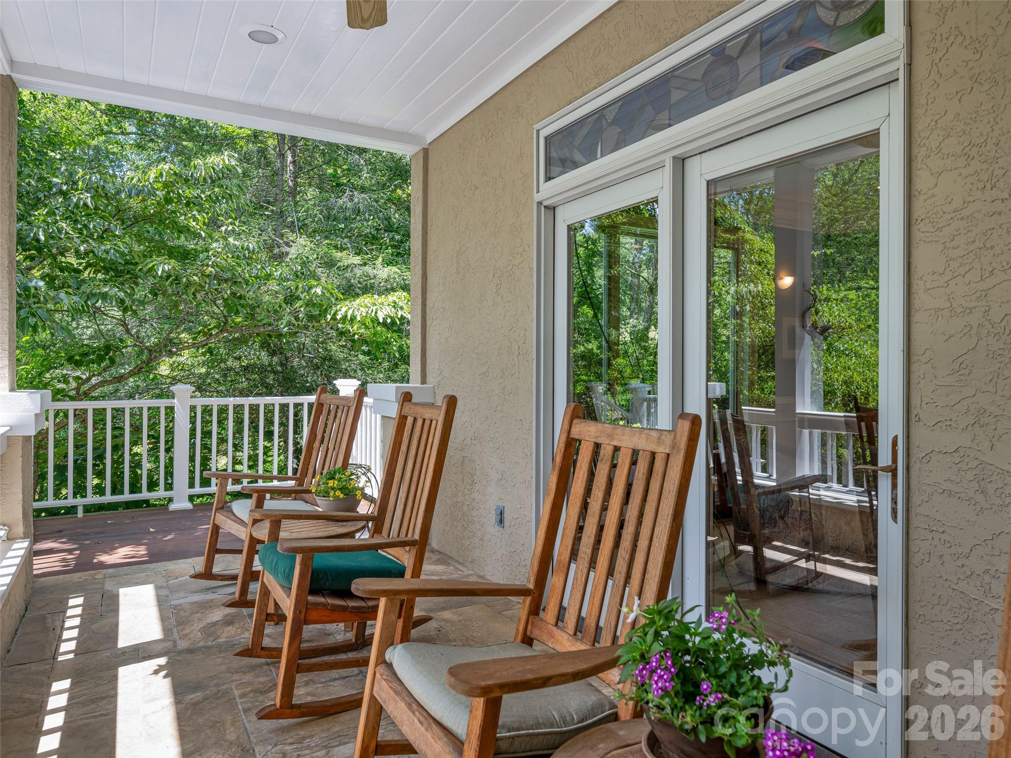 212 S Plains Drive — Asheville