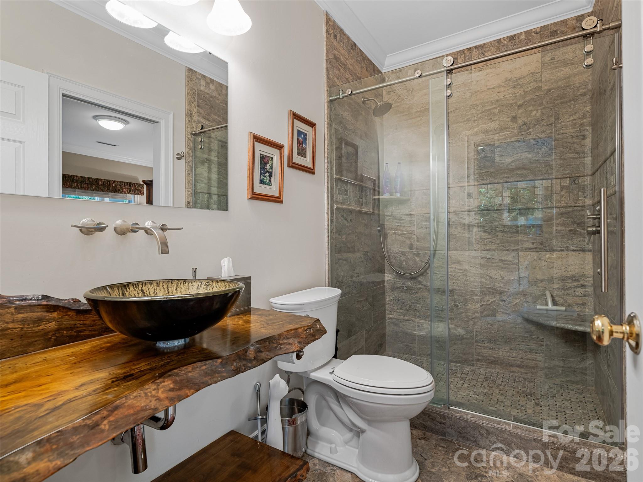 212 S Plains Drive — Asheville