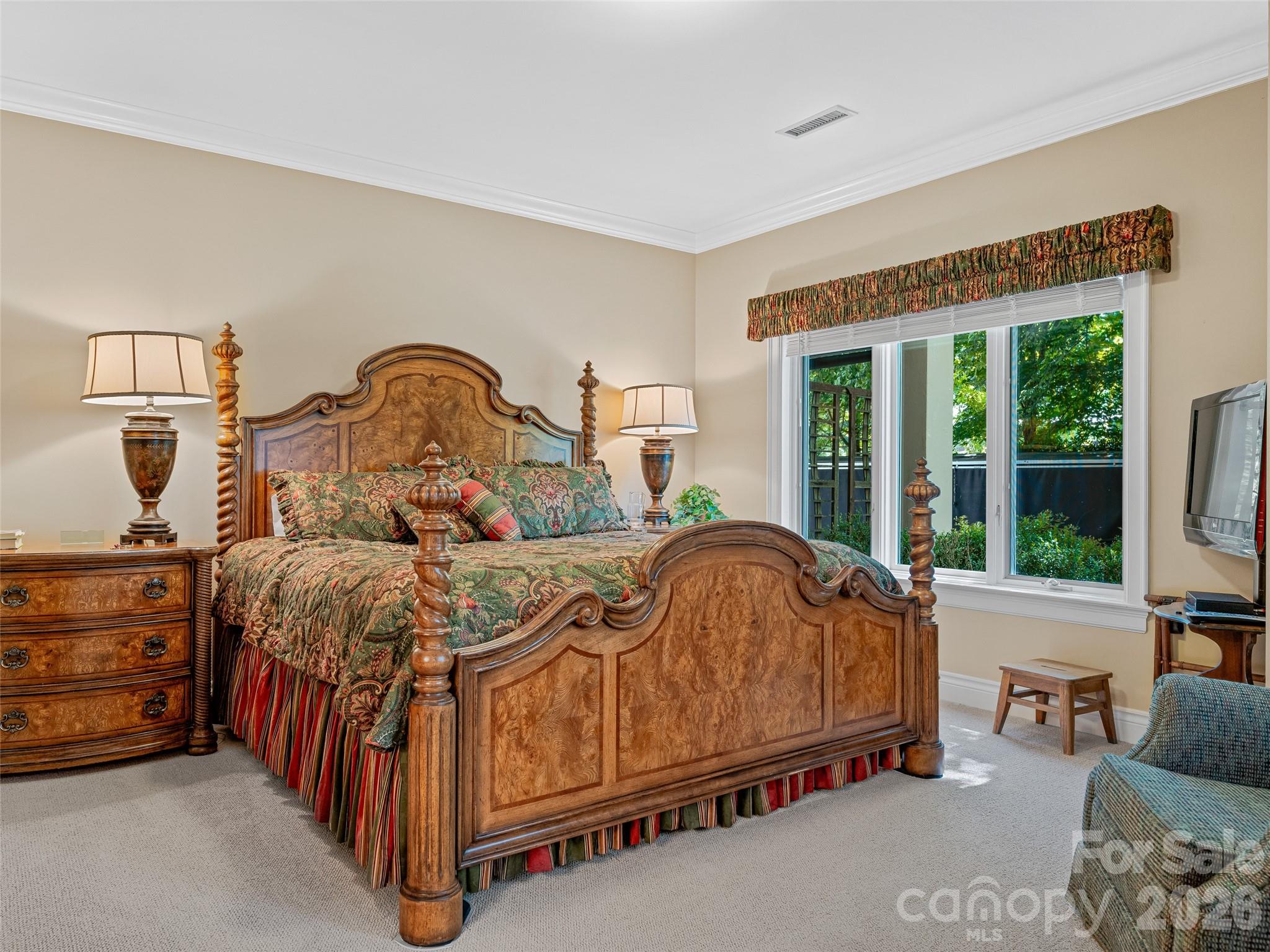 212 S Plains Drive — Asheville