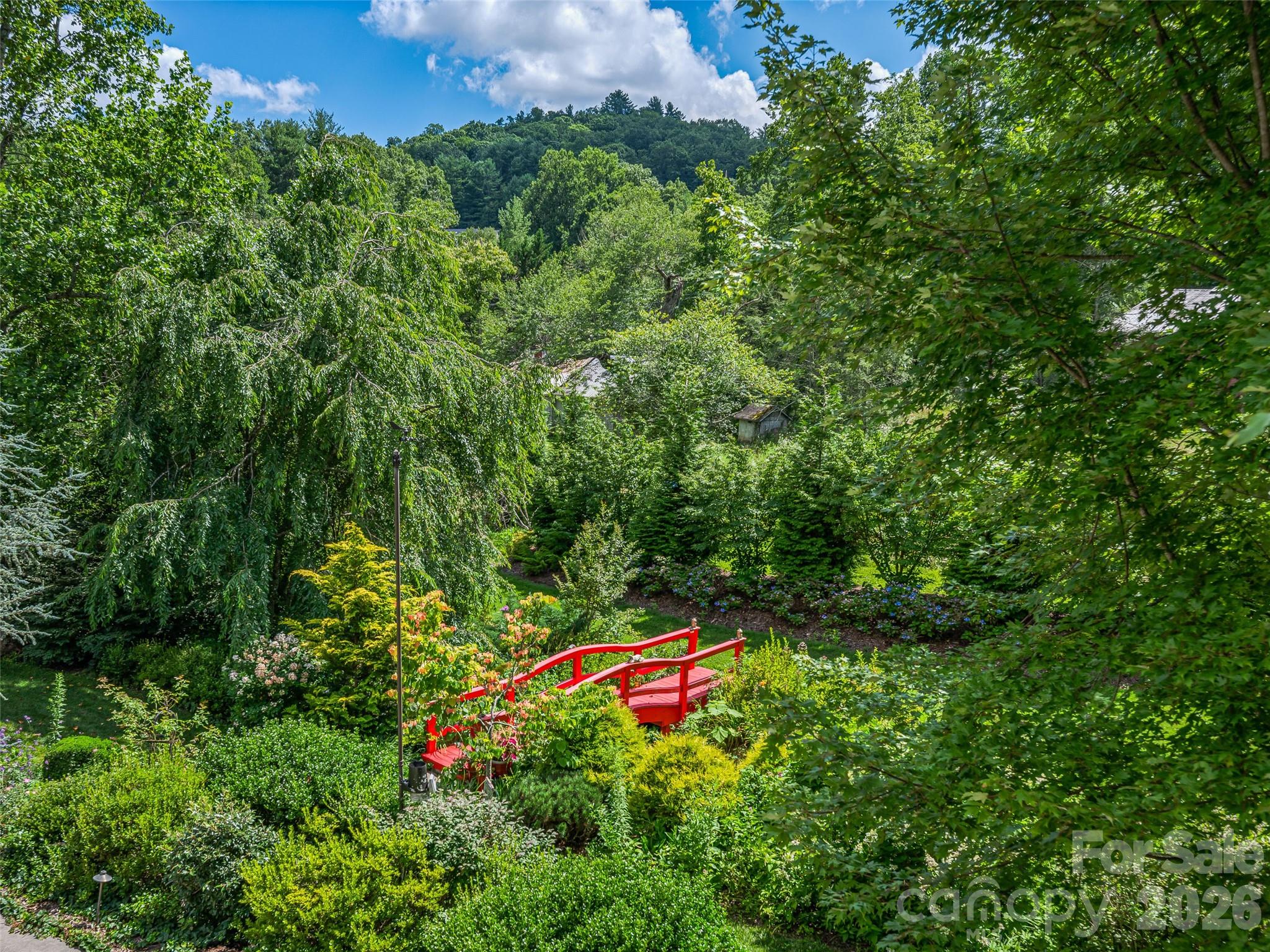 212 S Plains Drive — Asheville