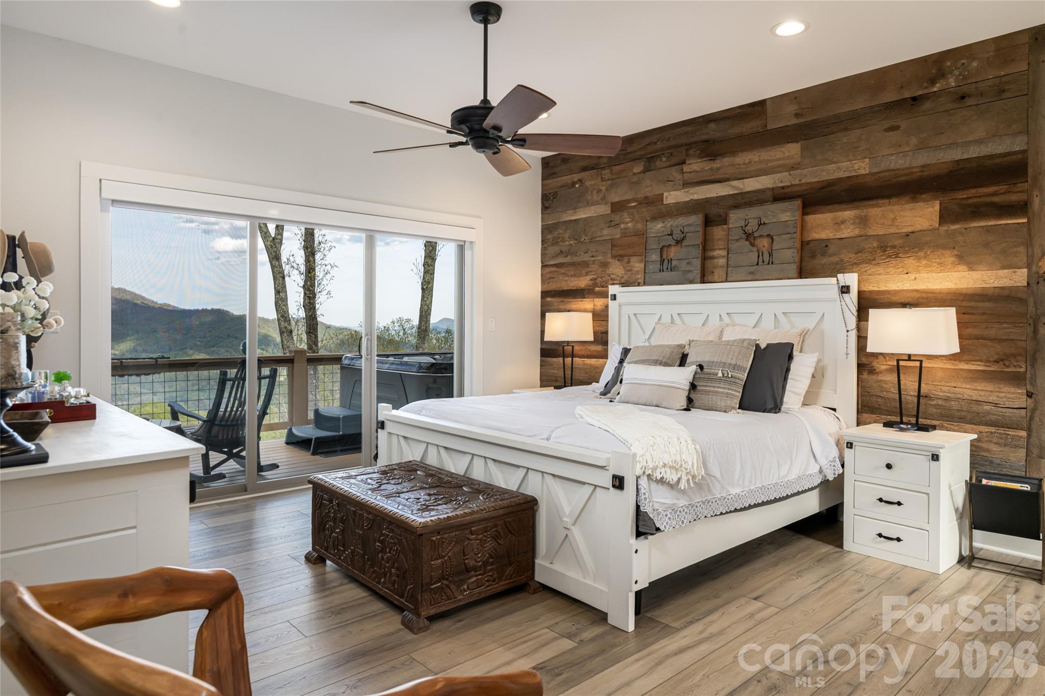 366 Signature Row Boulevard — Waynesville