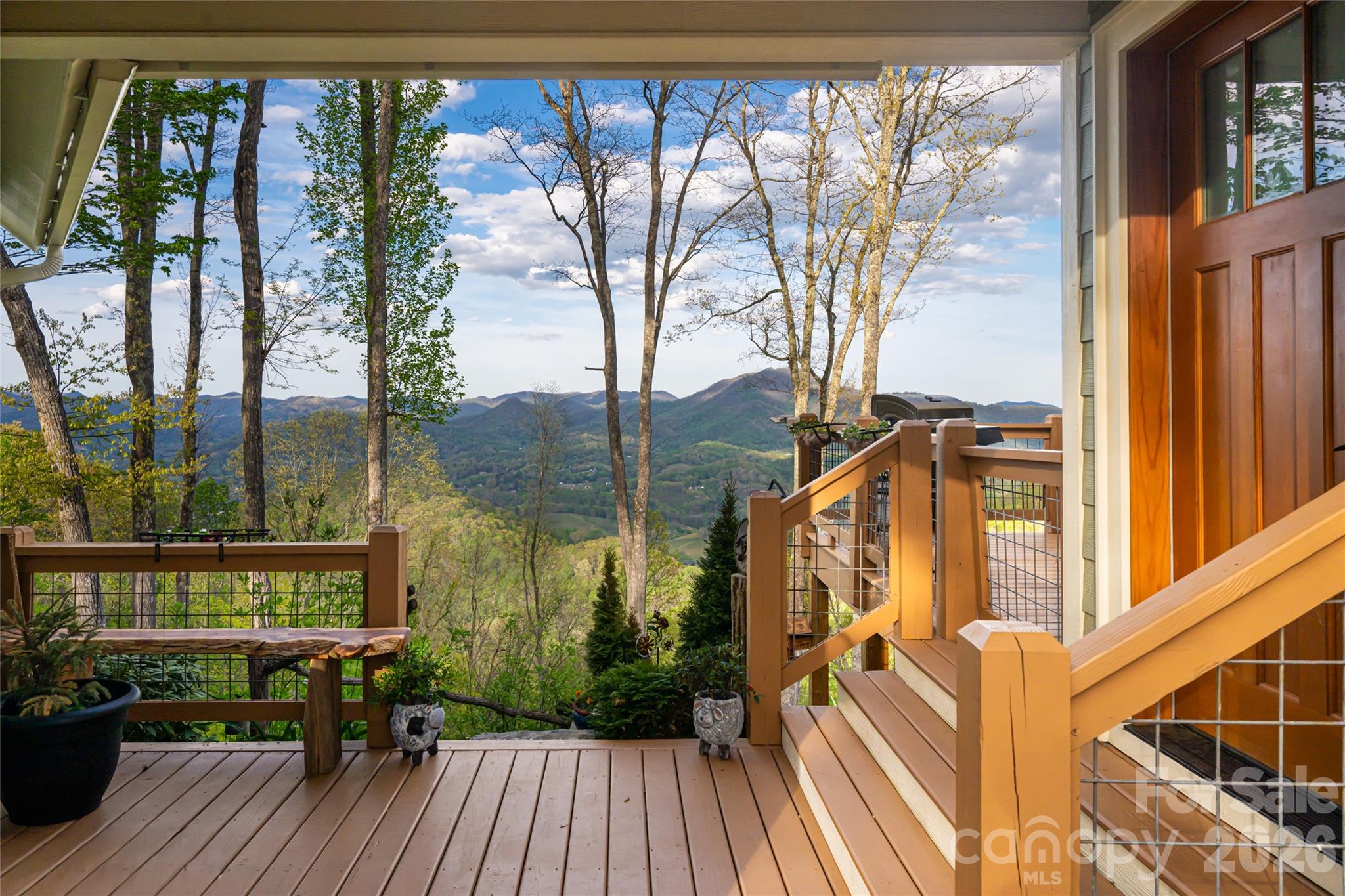 366 Signature Row Boulevard — Waynesville
