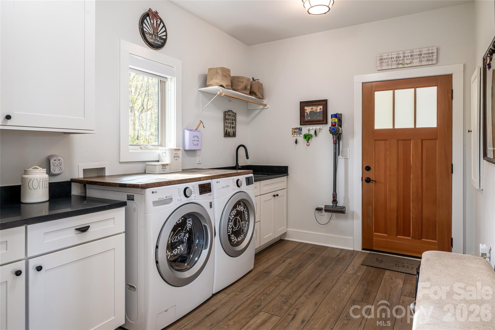 366 Signature Row Boulevard — Waynesville