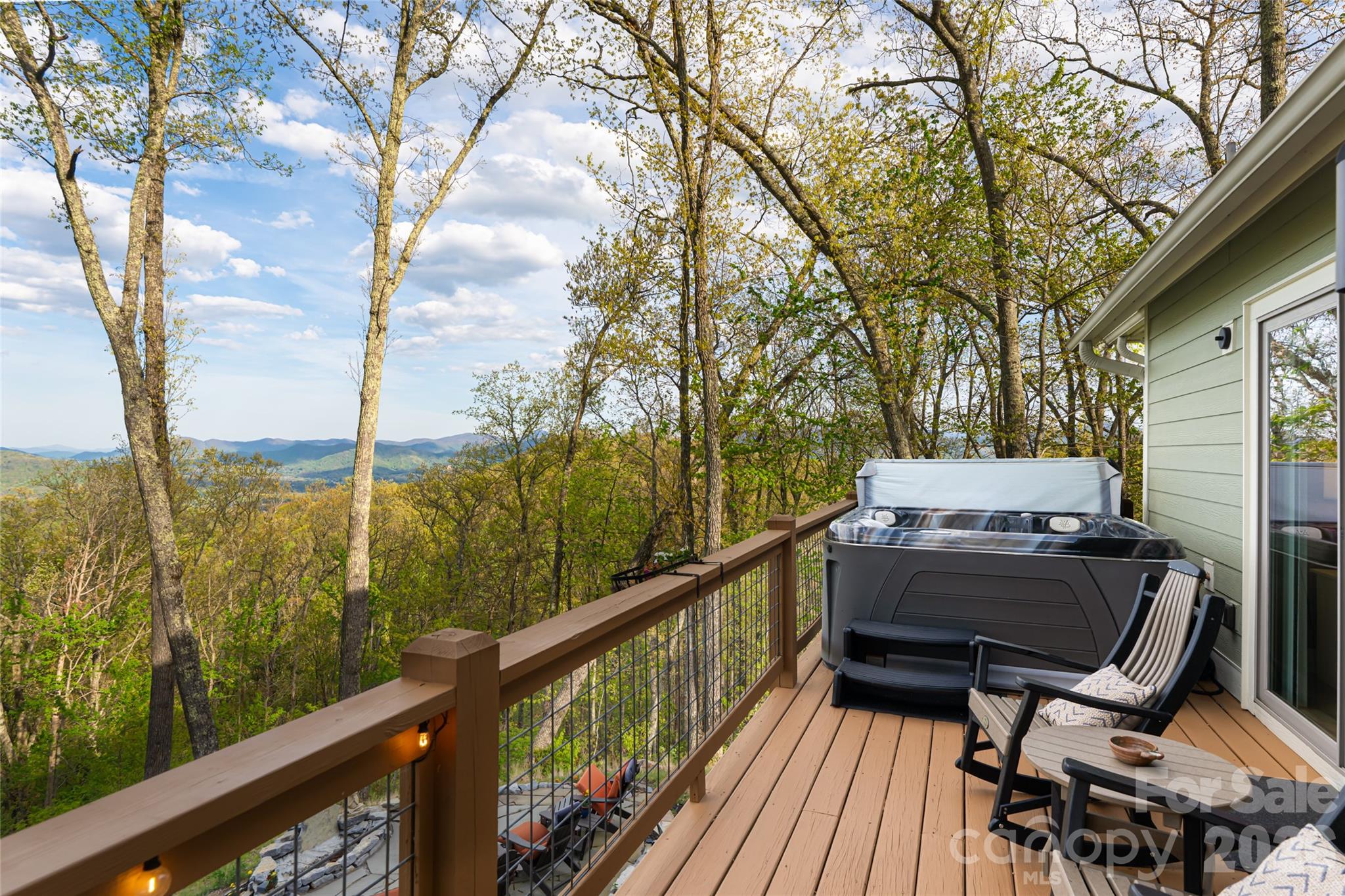 366 Signature Row Boulevard — Waynesville