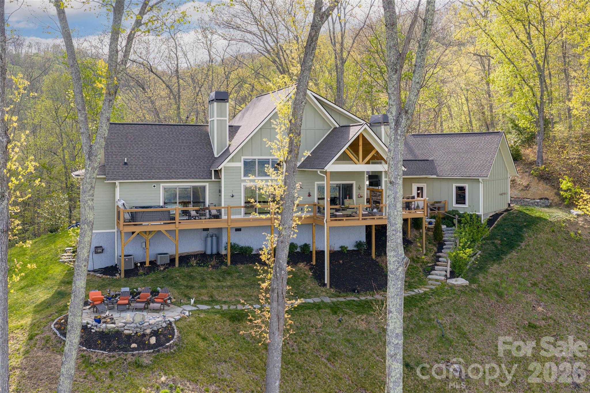 366 Signature Row Boulevard — Waynesville